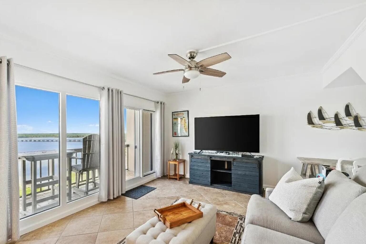 PINNACLE PORT - Residential