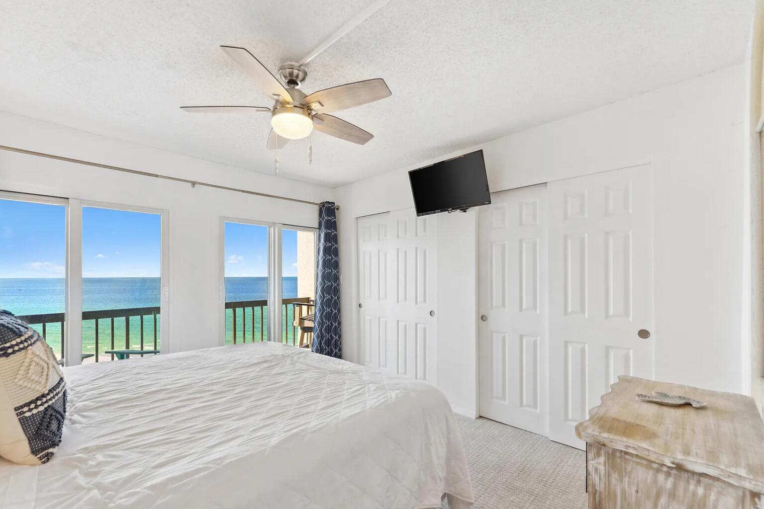 PINNACLE PORT - Residential