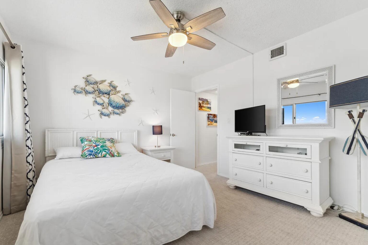 PINNACLE PORT - Residential