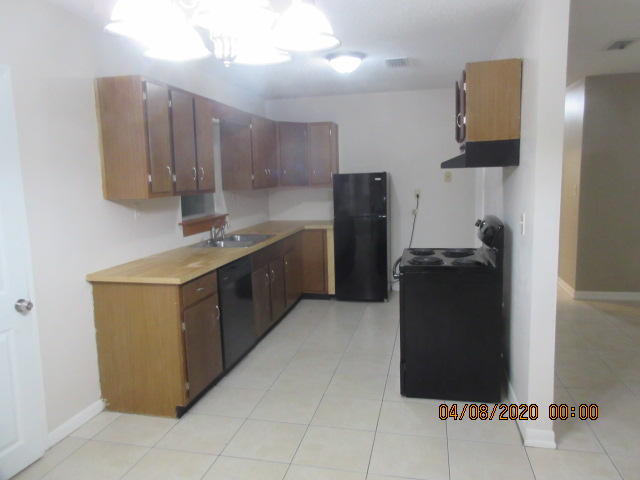 GREEN MEADOWS CONDO  Unit 401 - Residential