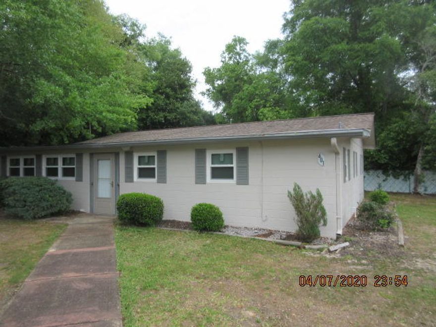 Don't wait on this 4 br. 2 bath home in Fort Walton Beach and close to shopping, churches, schools and beaches. Over 1800 SF and under $200,000! Won't last long. Cannot verify age from any source but believe to built in 1970. Tile floors thruout the entire home for easy maintenance. Super large laundry and/or playroom. Almost new washer and dryer convey with property. BUYER TO VERITY AGE AND SQUARE FOOTAGE. HOA fees cover lawn, all outside maintenance including roof and insurance. Check it out before its gone!!! Call for personal tour!!!!