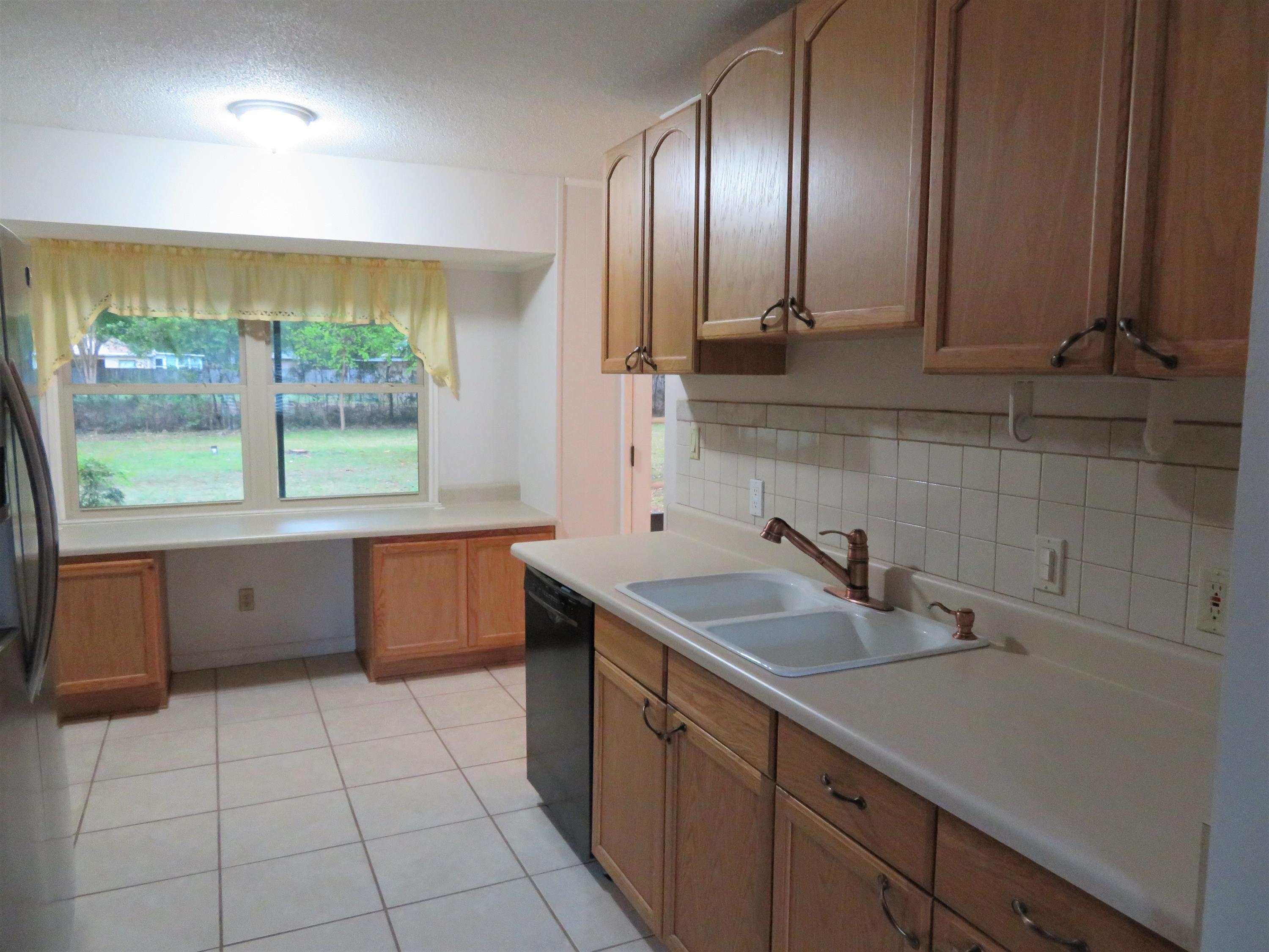 no Subdivision - Residential