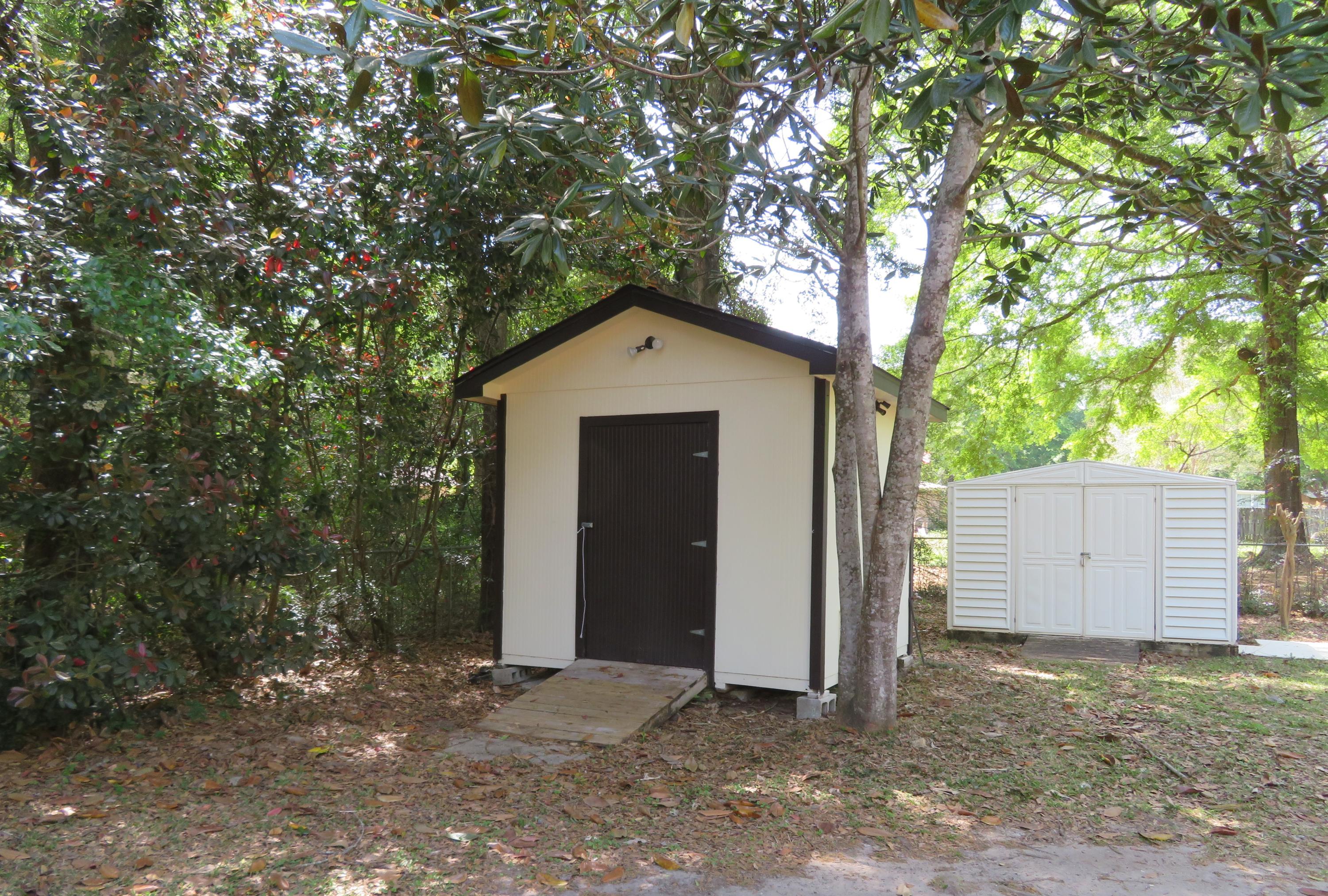 no Subdivision - Residential