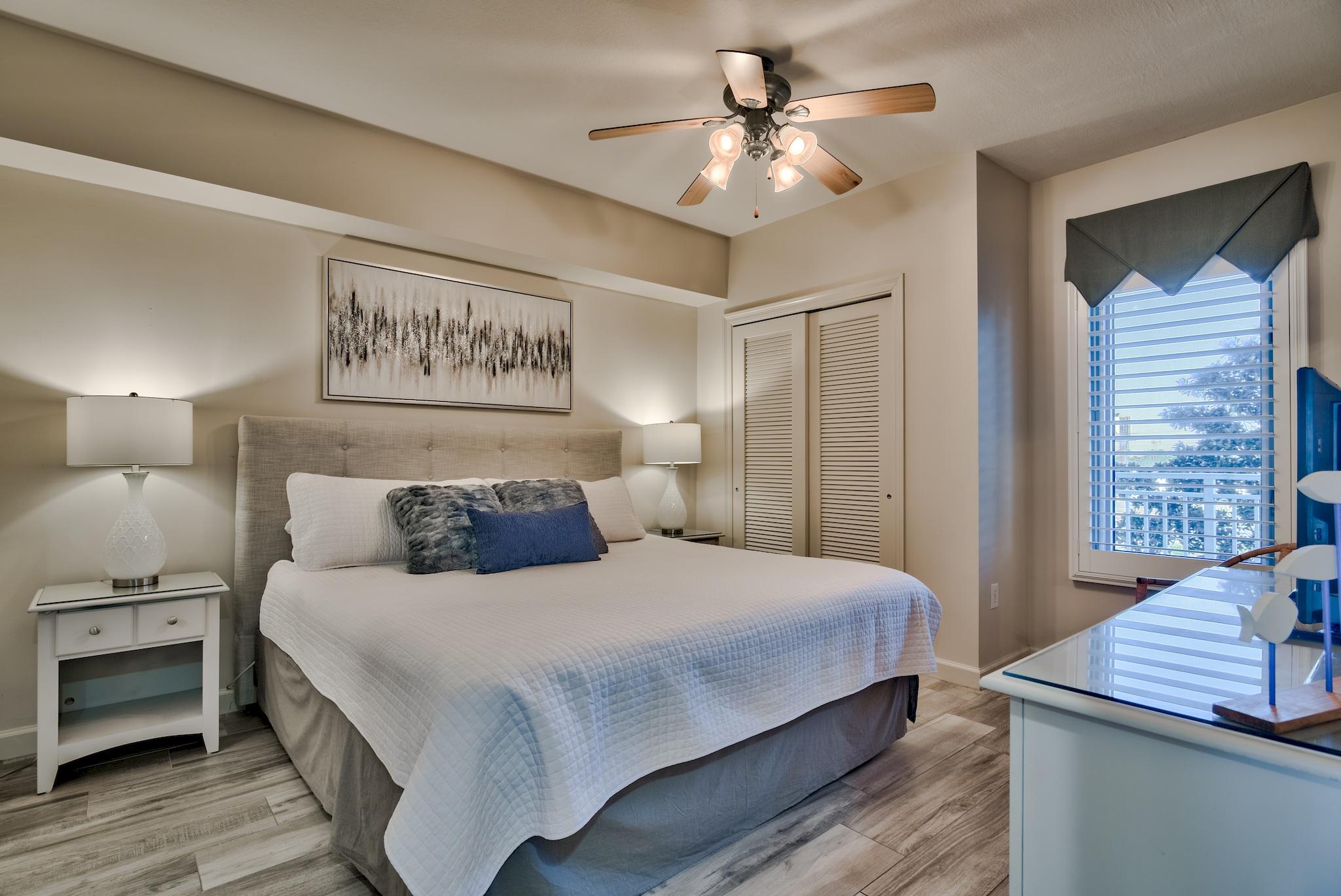 STERLING SHORES - Residential