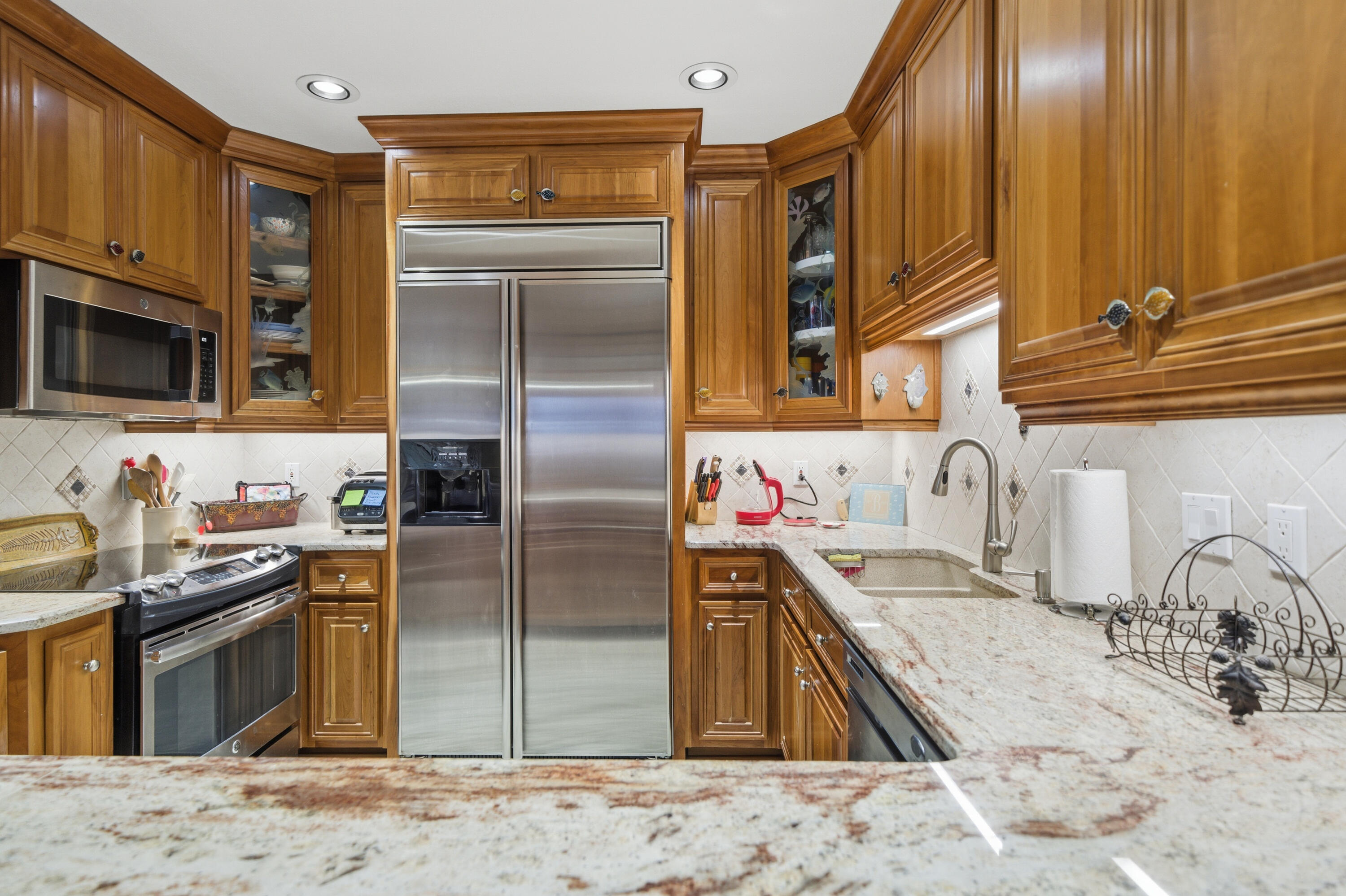 DOLPHIN POINT CONDO - Residential