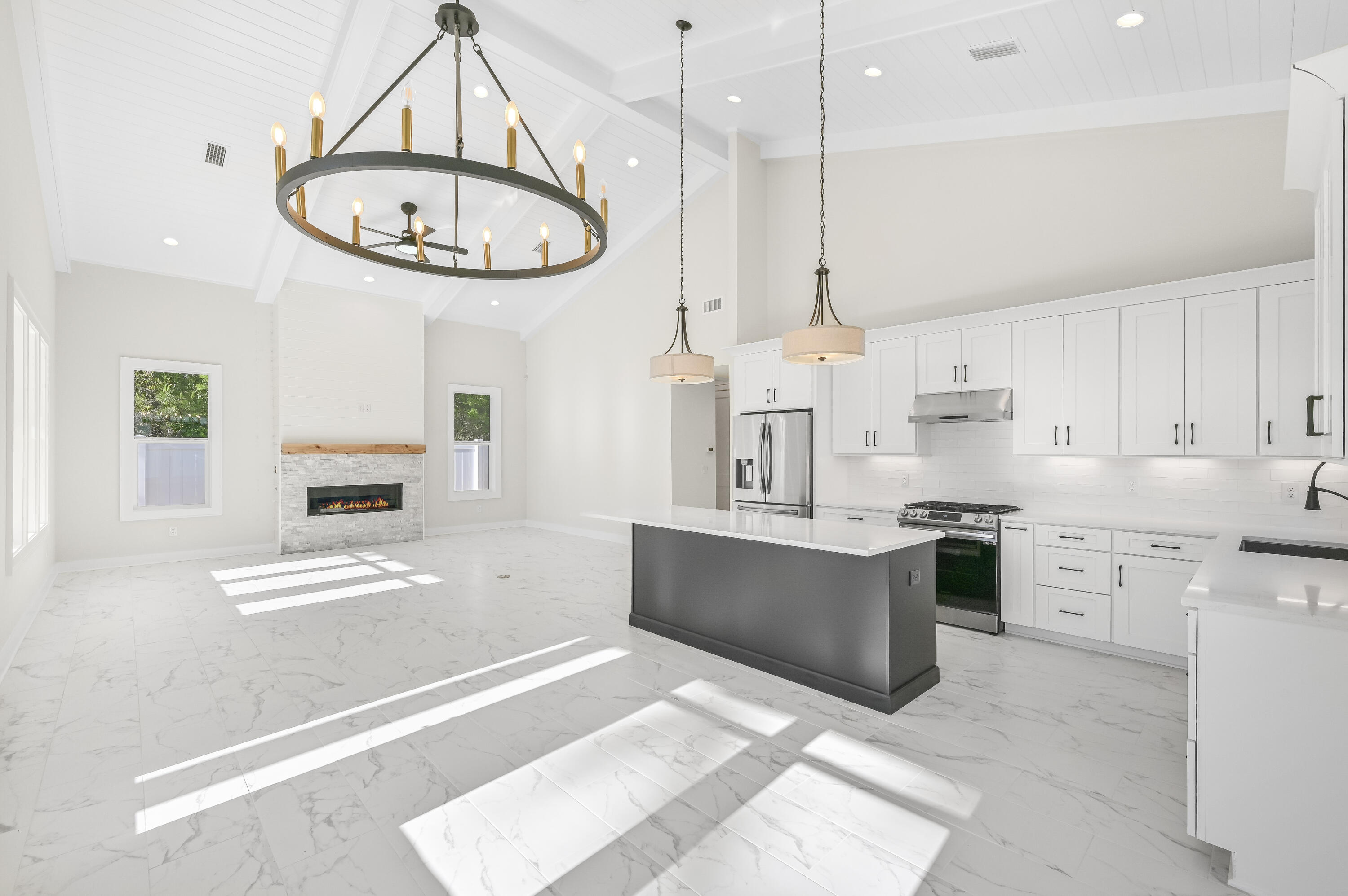 GULF SHORE MANOR - Residential