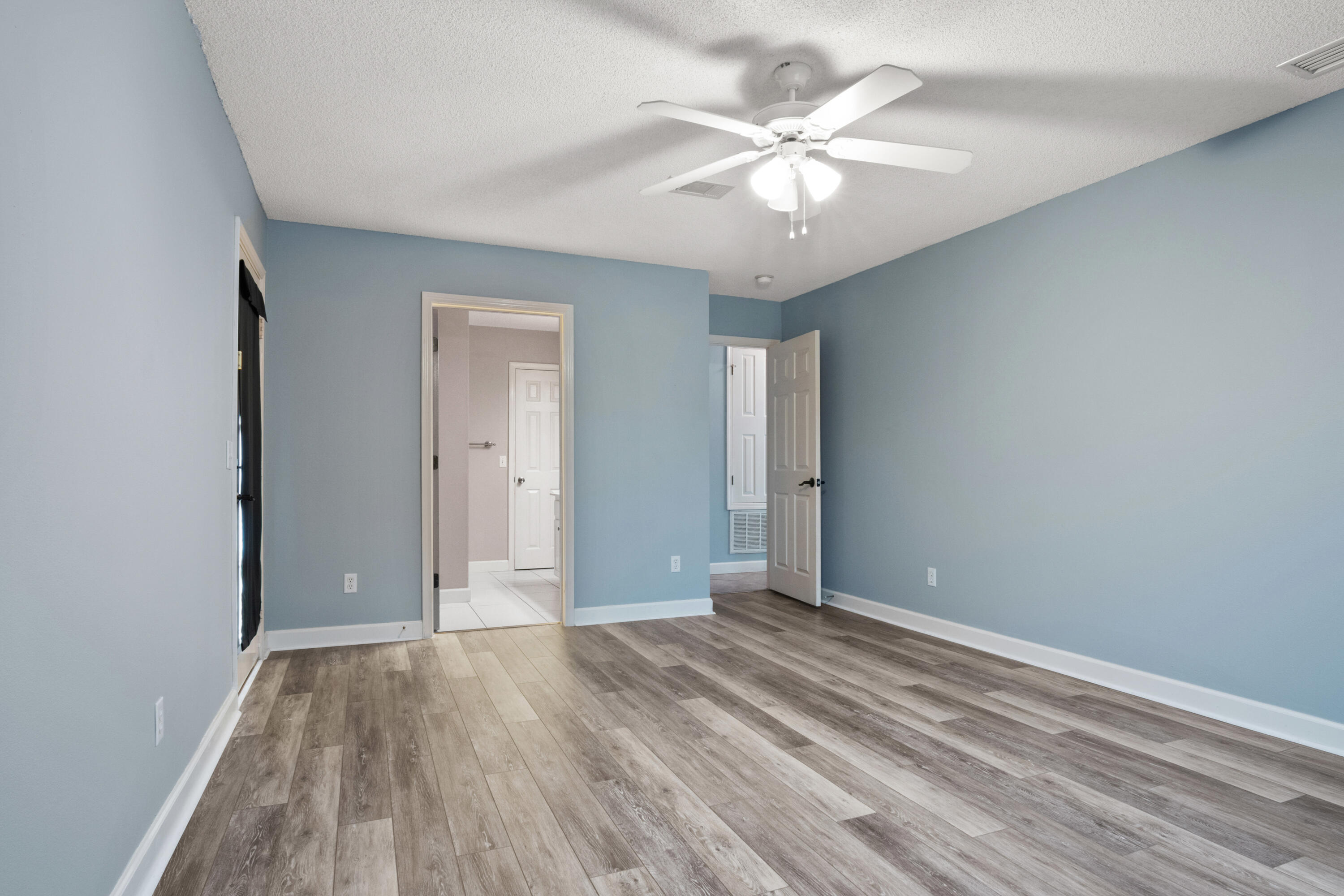 EMERALD VILLAGE S/D - Residential