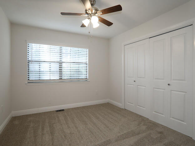 PINE SHADOWS T/H - Residential