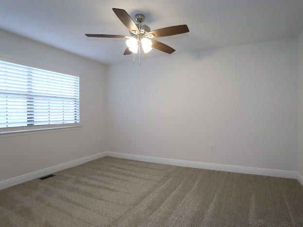 PINE SHADOWS T/H - Residential