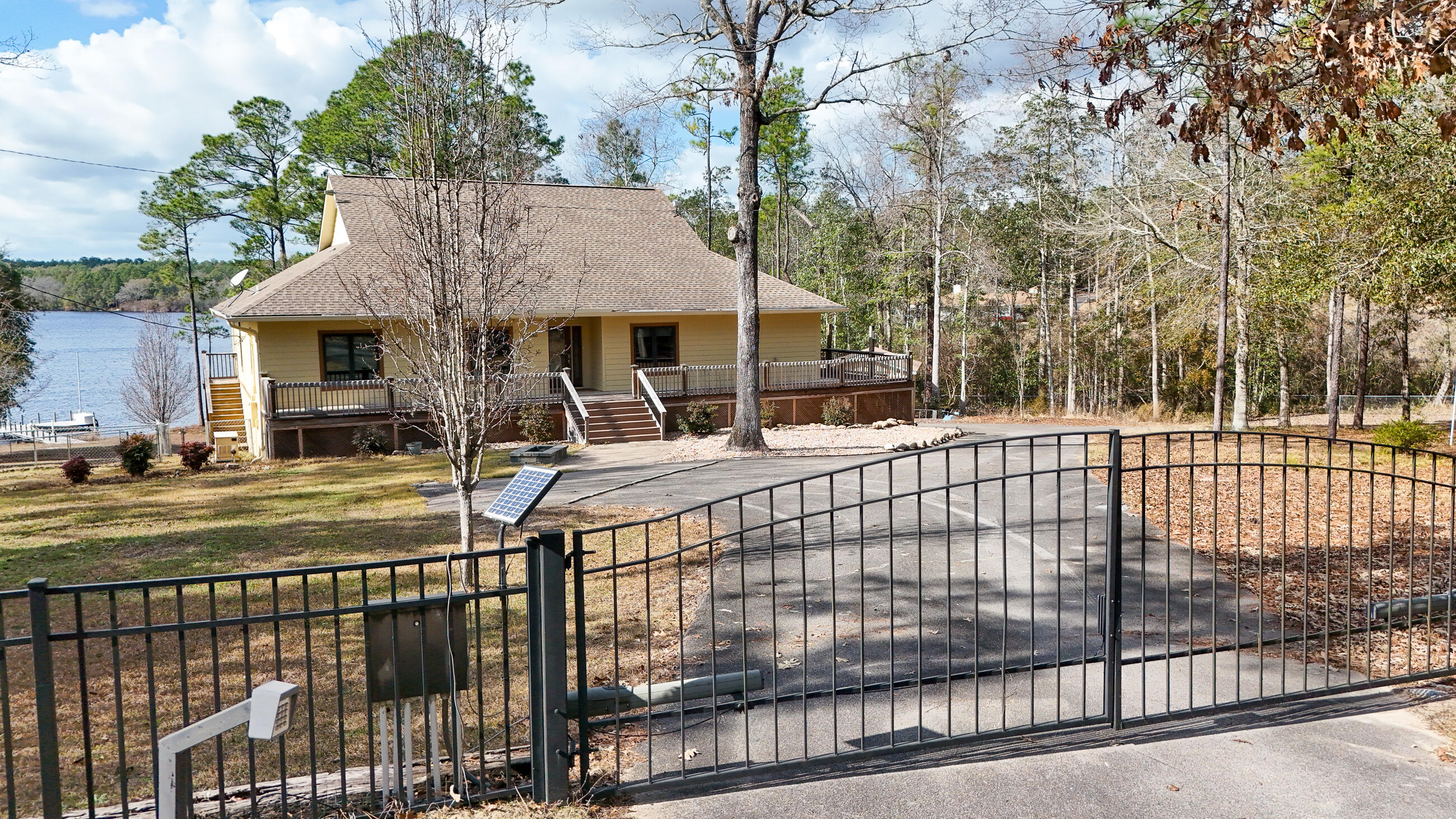 SPRING LAKE ESTATES - Residential