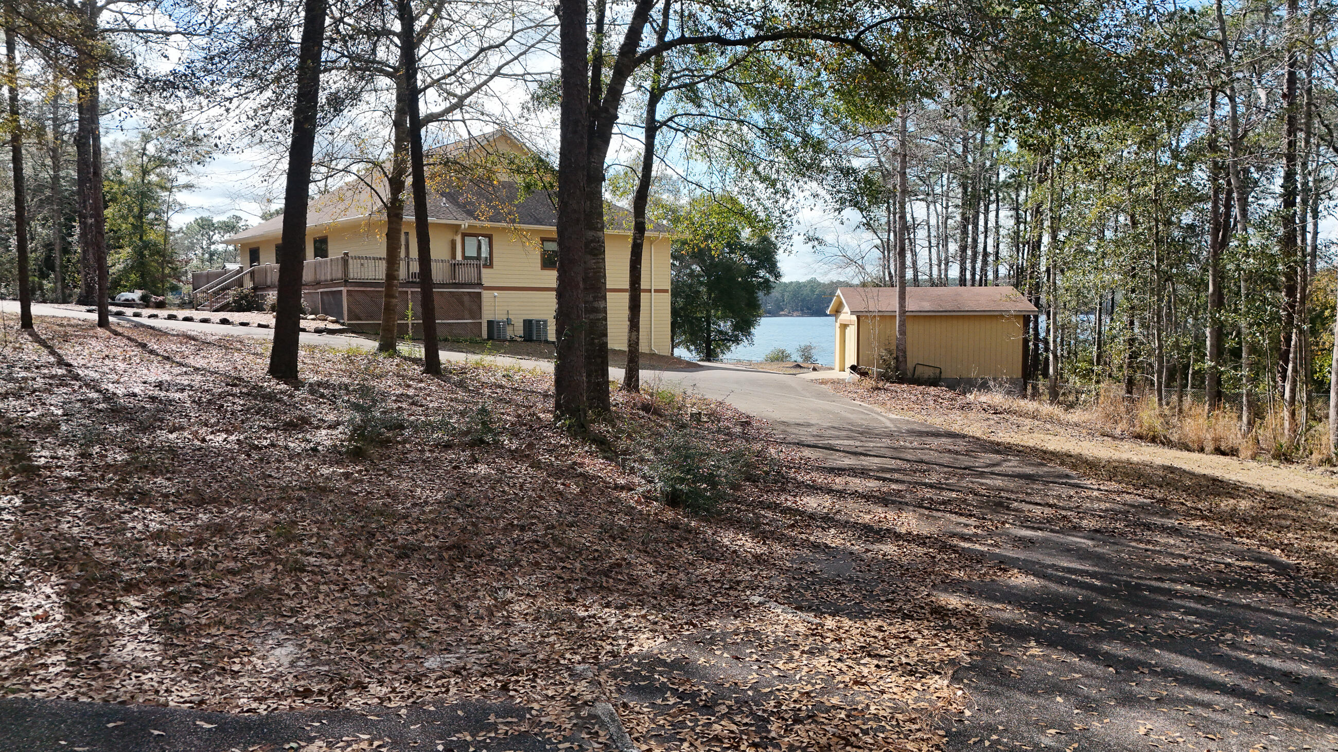 SPRING LAKE ESTATES - Residential