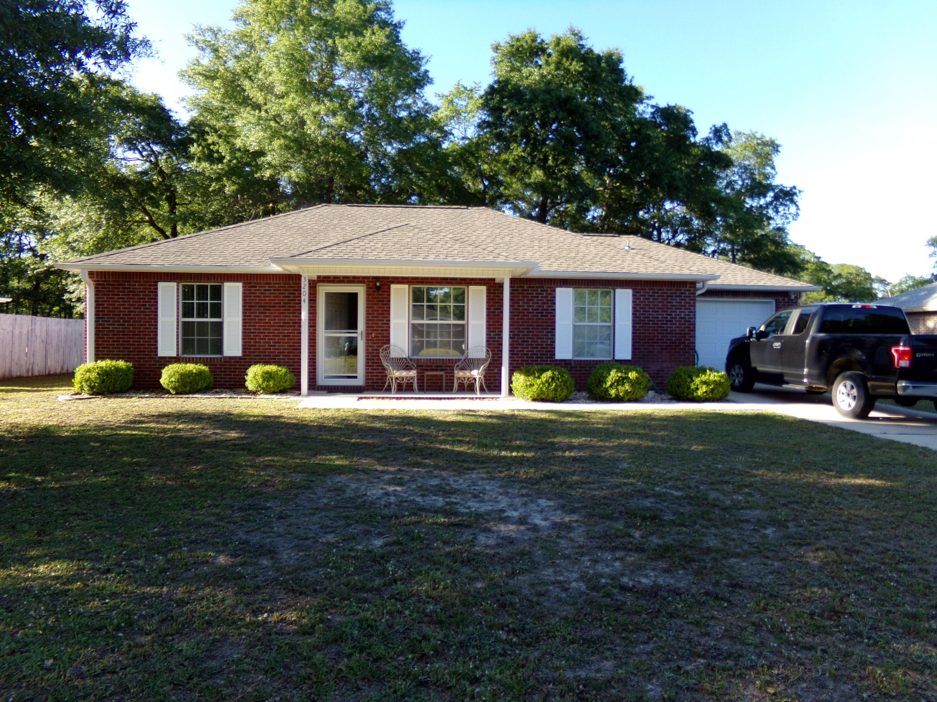 SPRING HOLLOW ESTATES - Residential