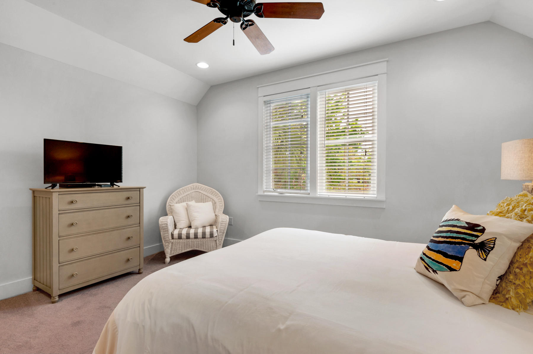 BUNGALOS AT SANDESTIN - Residential