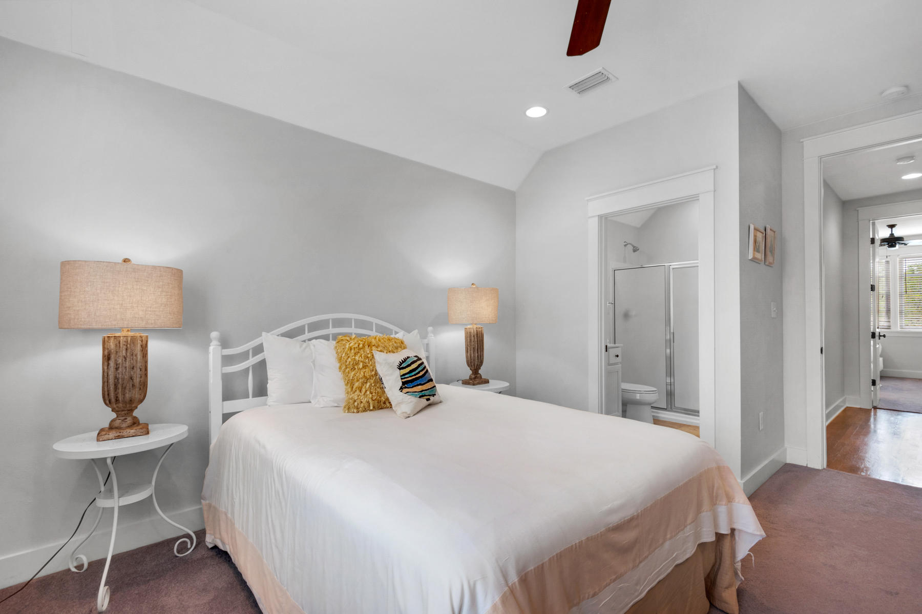 BUNGALOS AT SANDESTIN - Residential