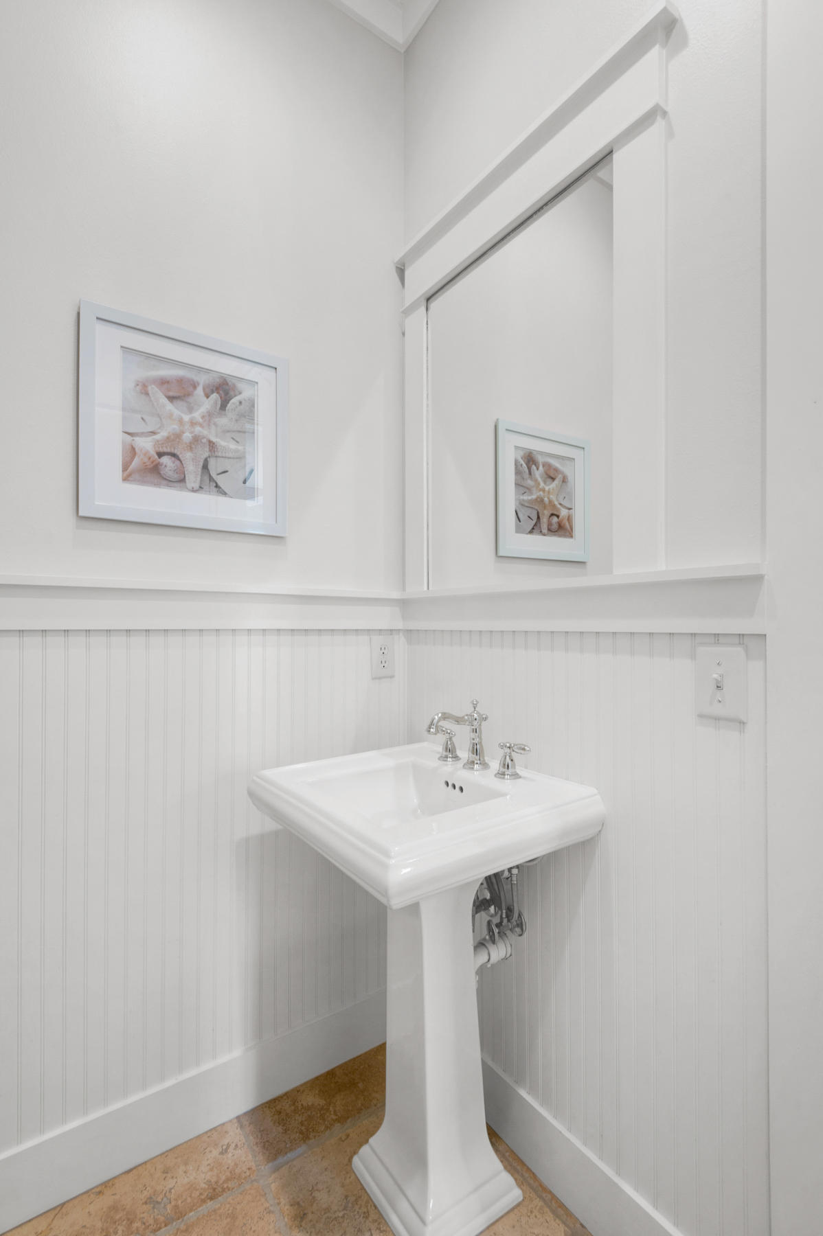 BUNGALOS AT SANDESTIN - Residential