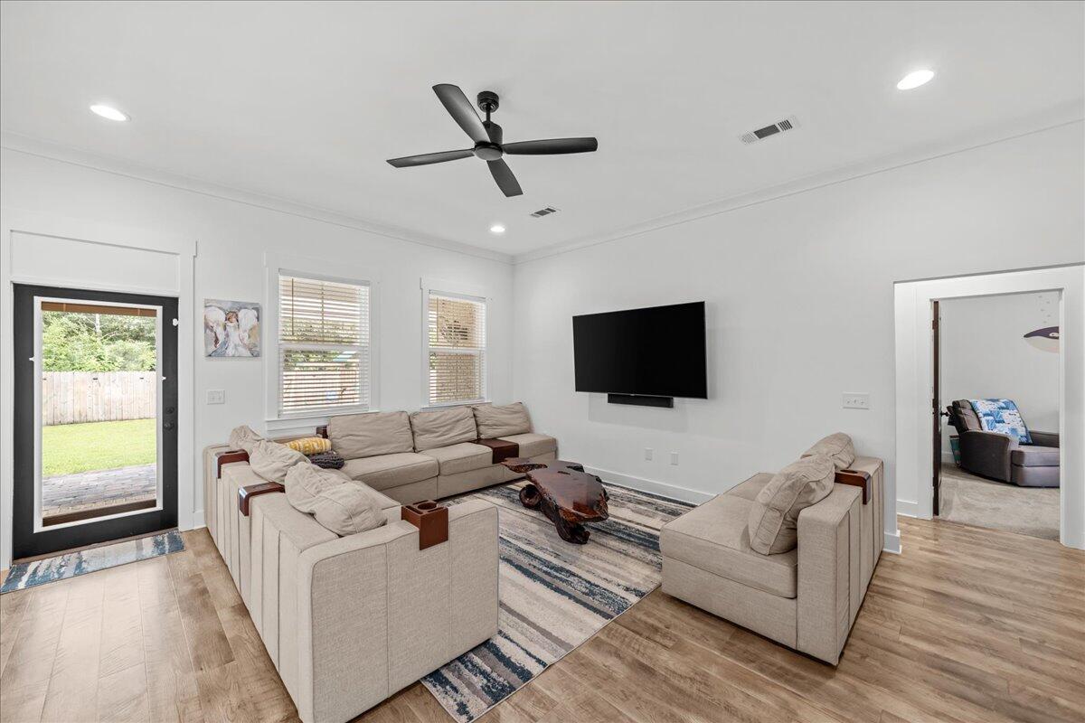 BLUEWATER COMMON - Residential