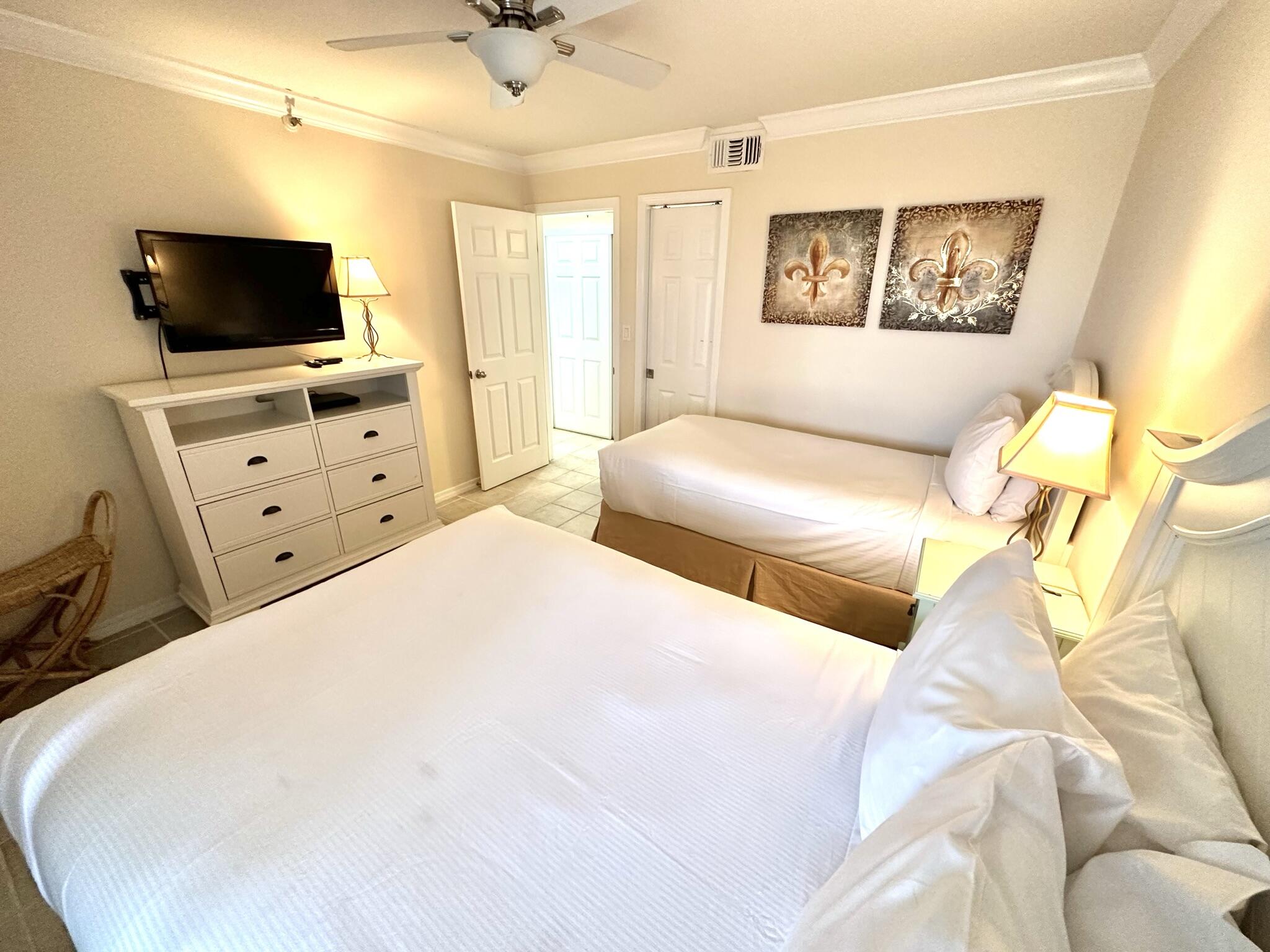 BEACHSIDE 1 CONDO - Residential