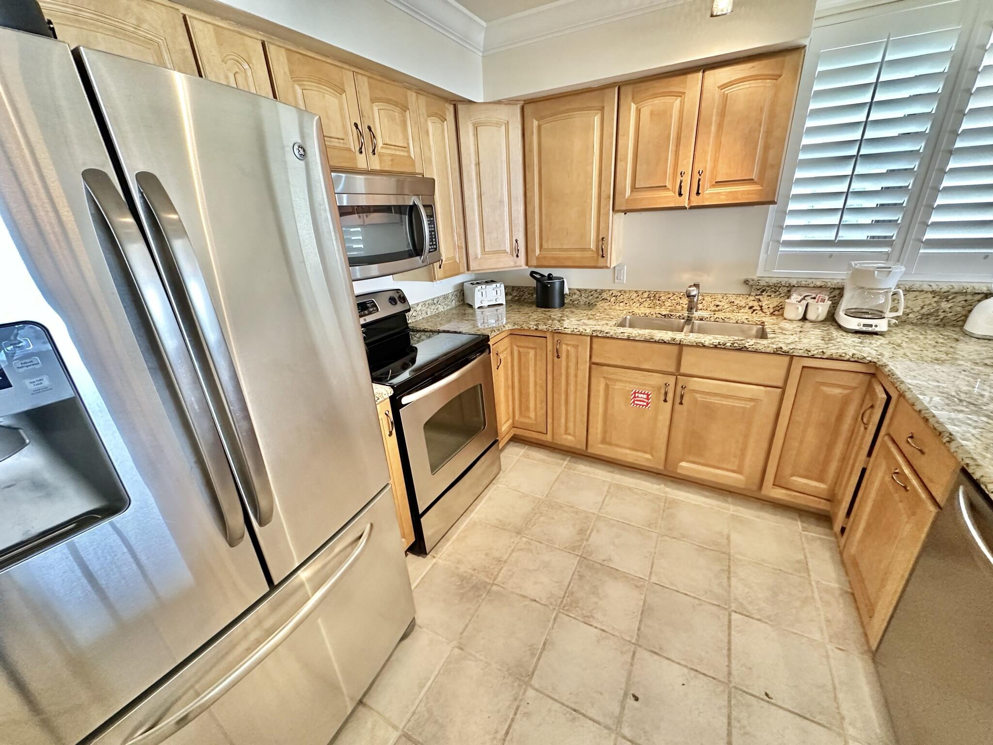 BEACHSIDE 1 CONDO - Residential