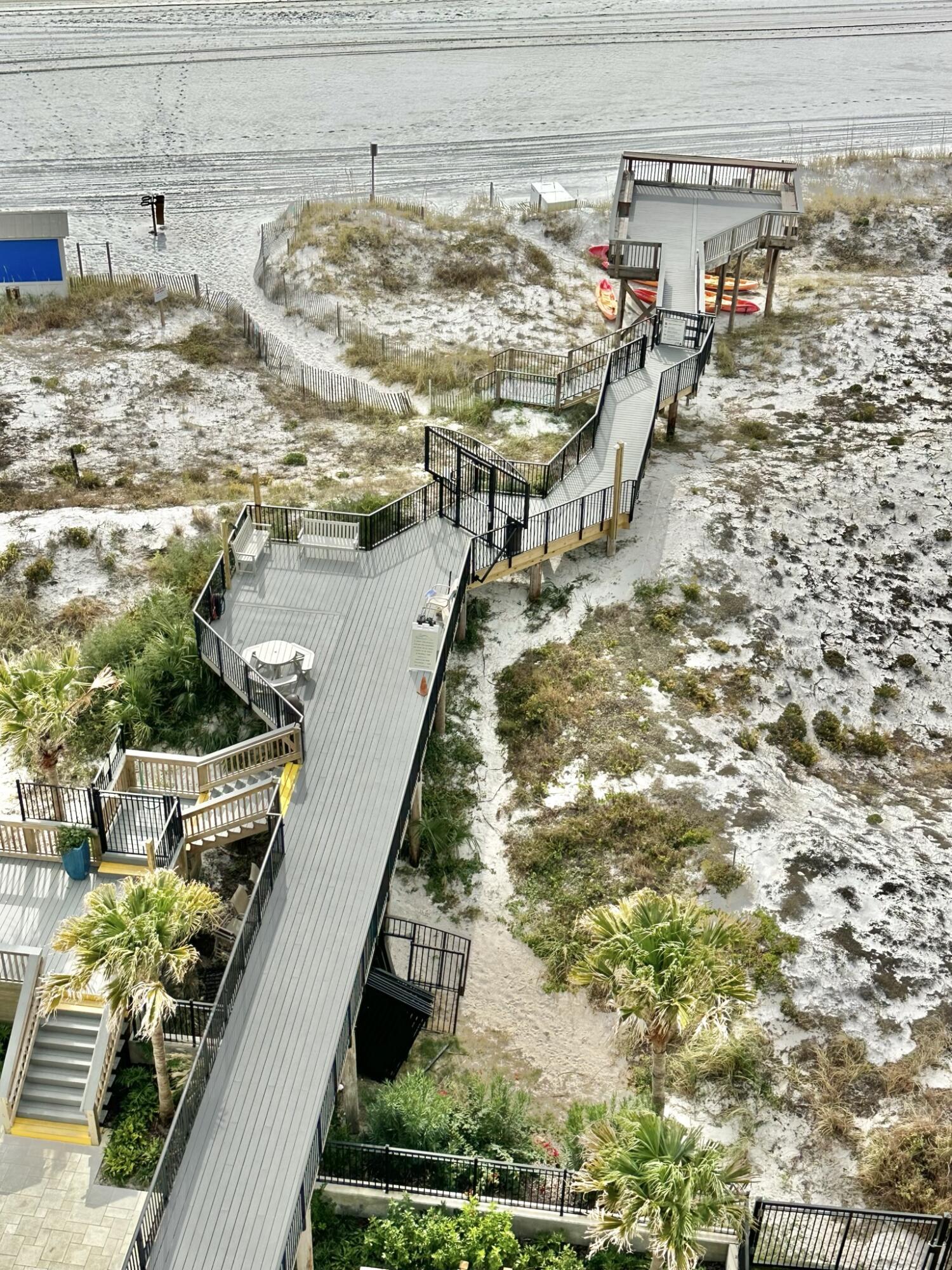 BEACHSIDE 1 CONDO - Residential