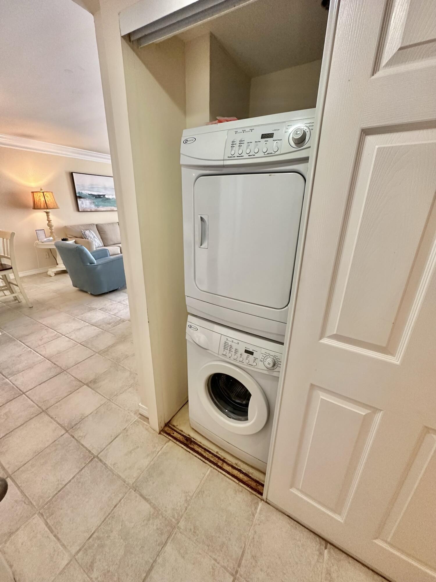 BEACHSIDE 1 CONDO - Residential