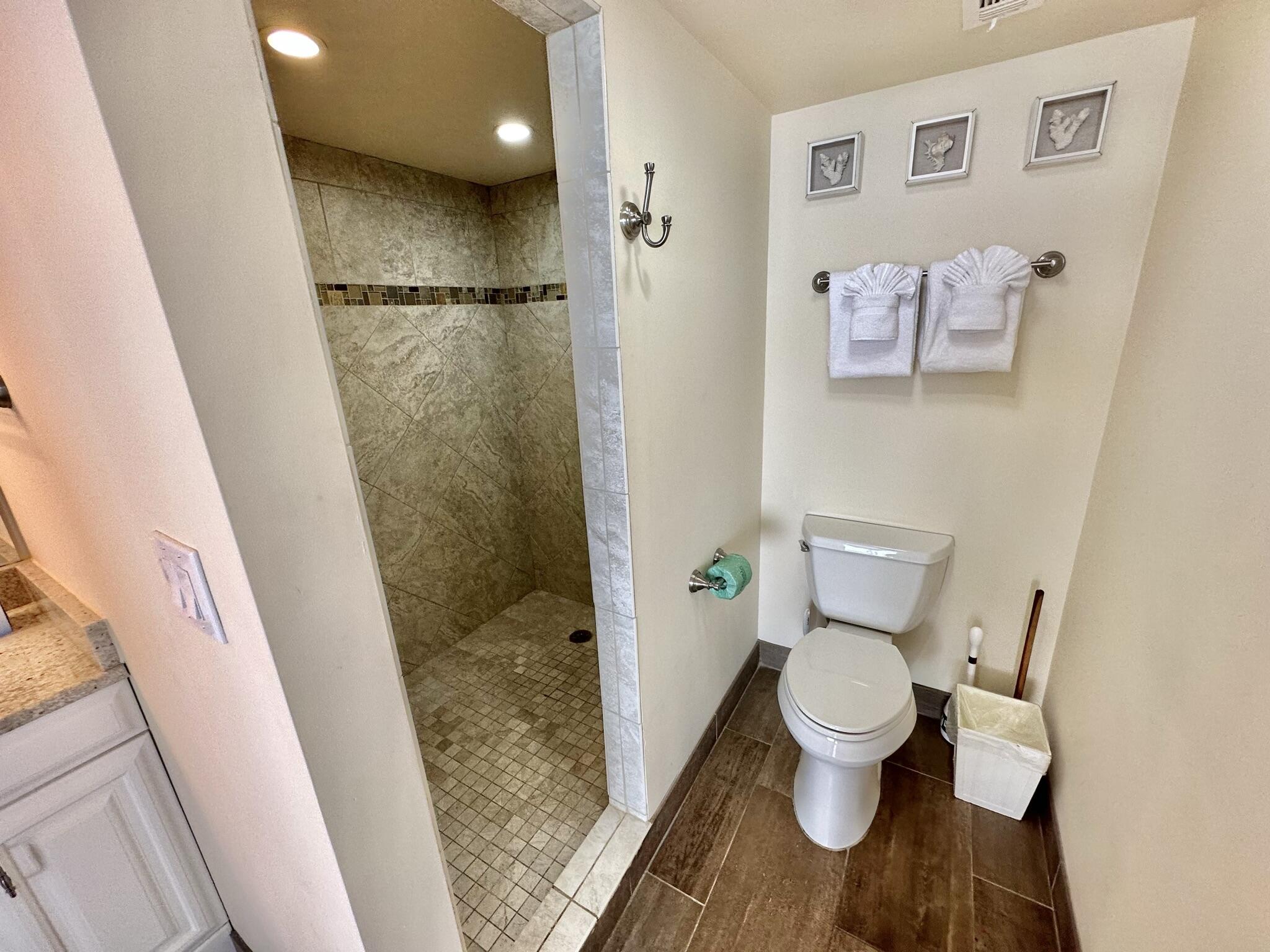 BEACHSIDE 1 CONDO - Residential