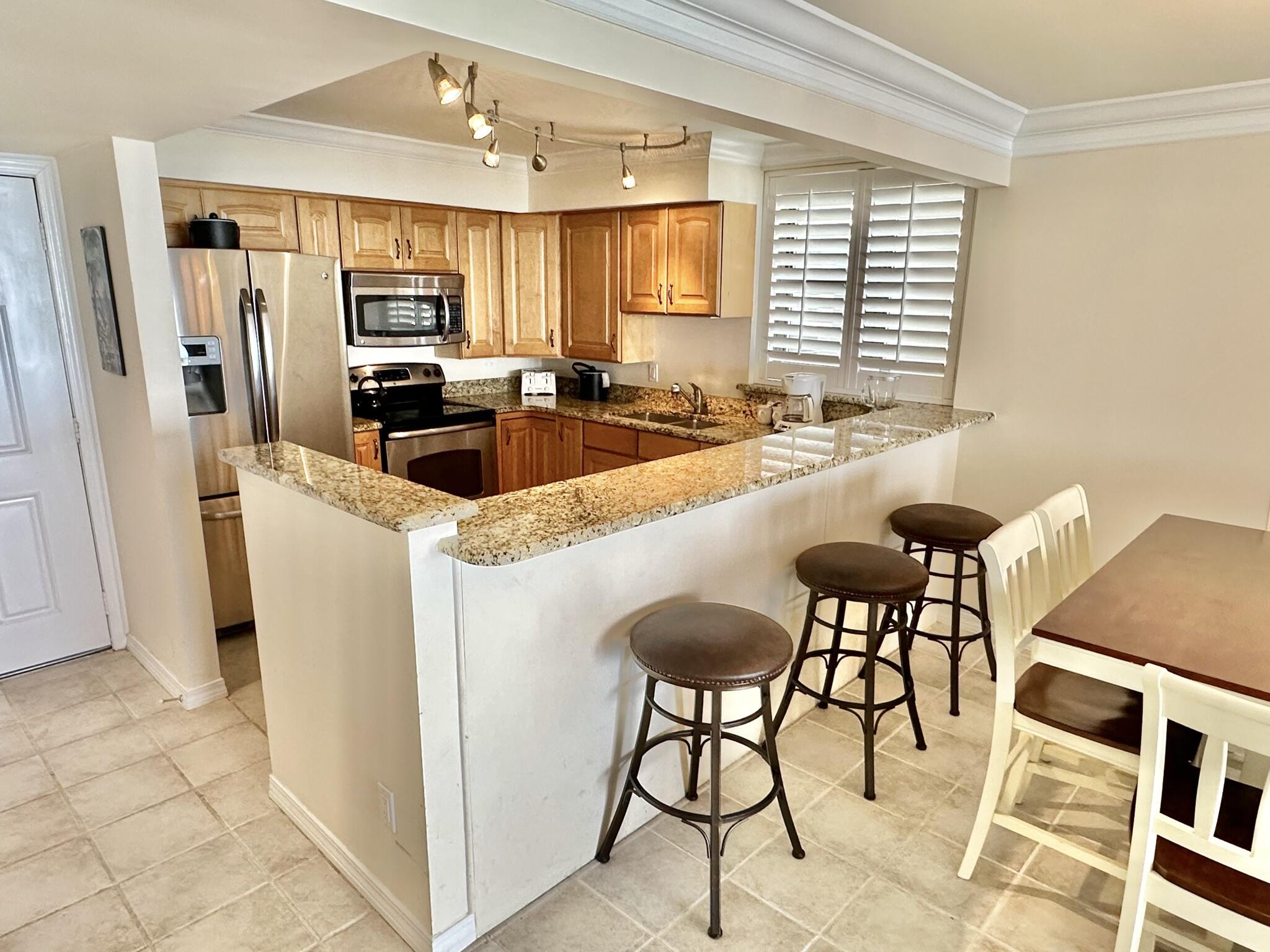 BEACHSIDE 1 CONDO - Residential