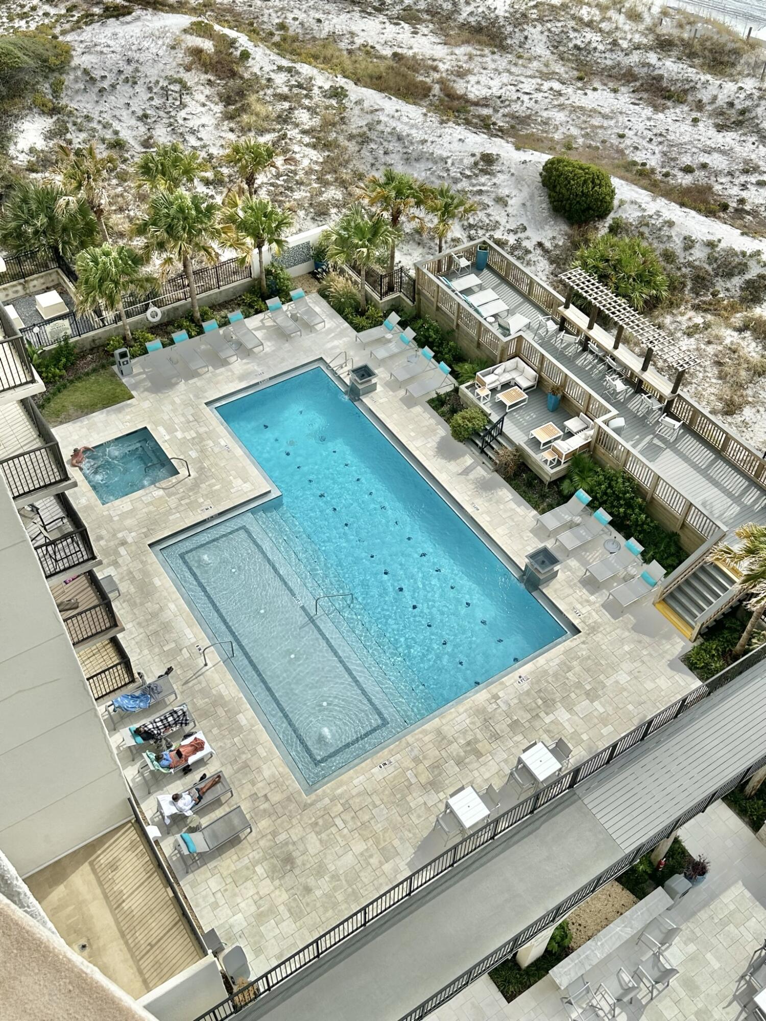 BEACHSIDE 1 CONDO - Residential