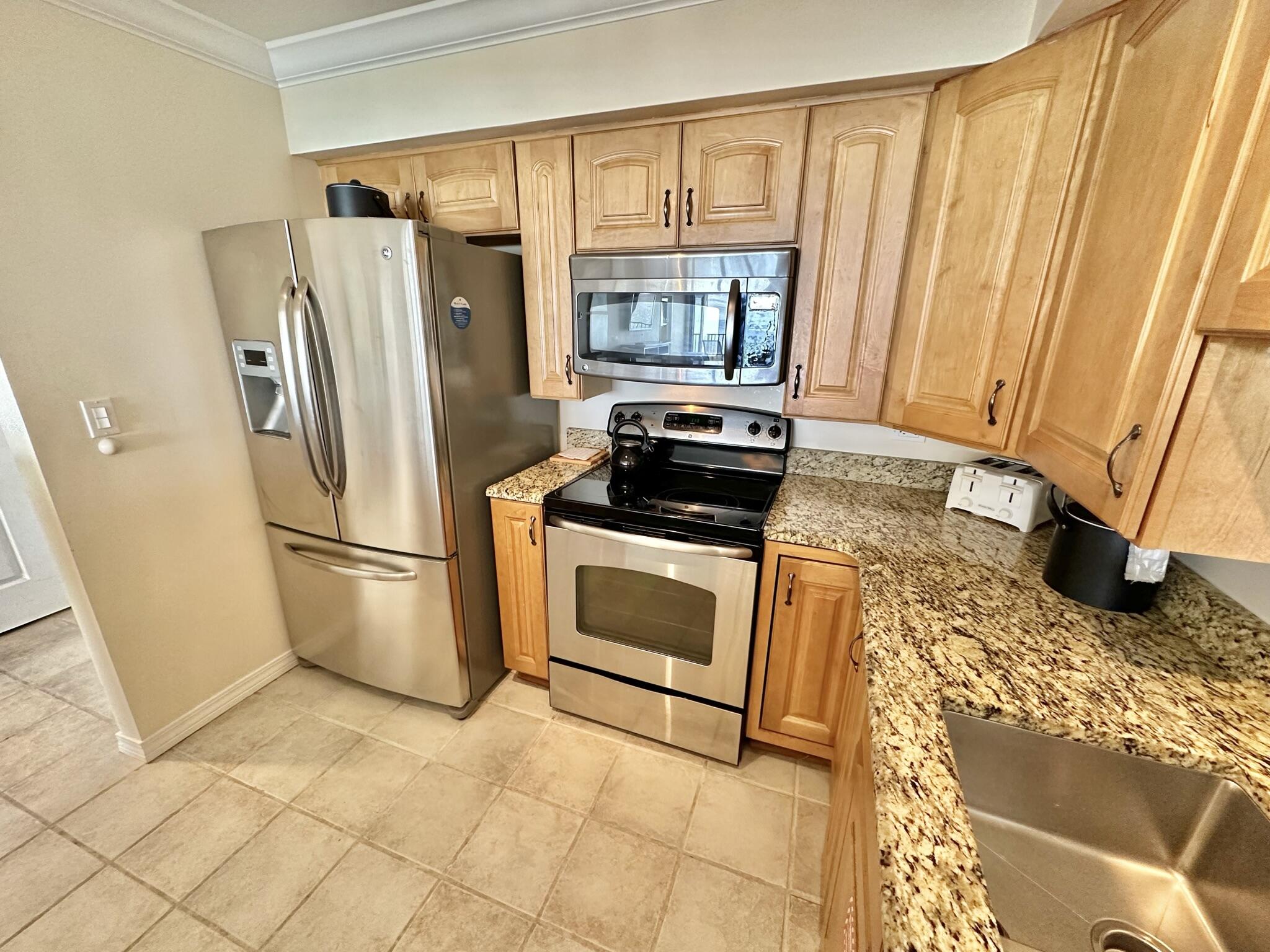 BEACHSIDE 1 CONDO - Residential