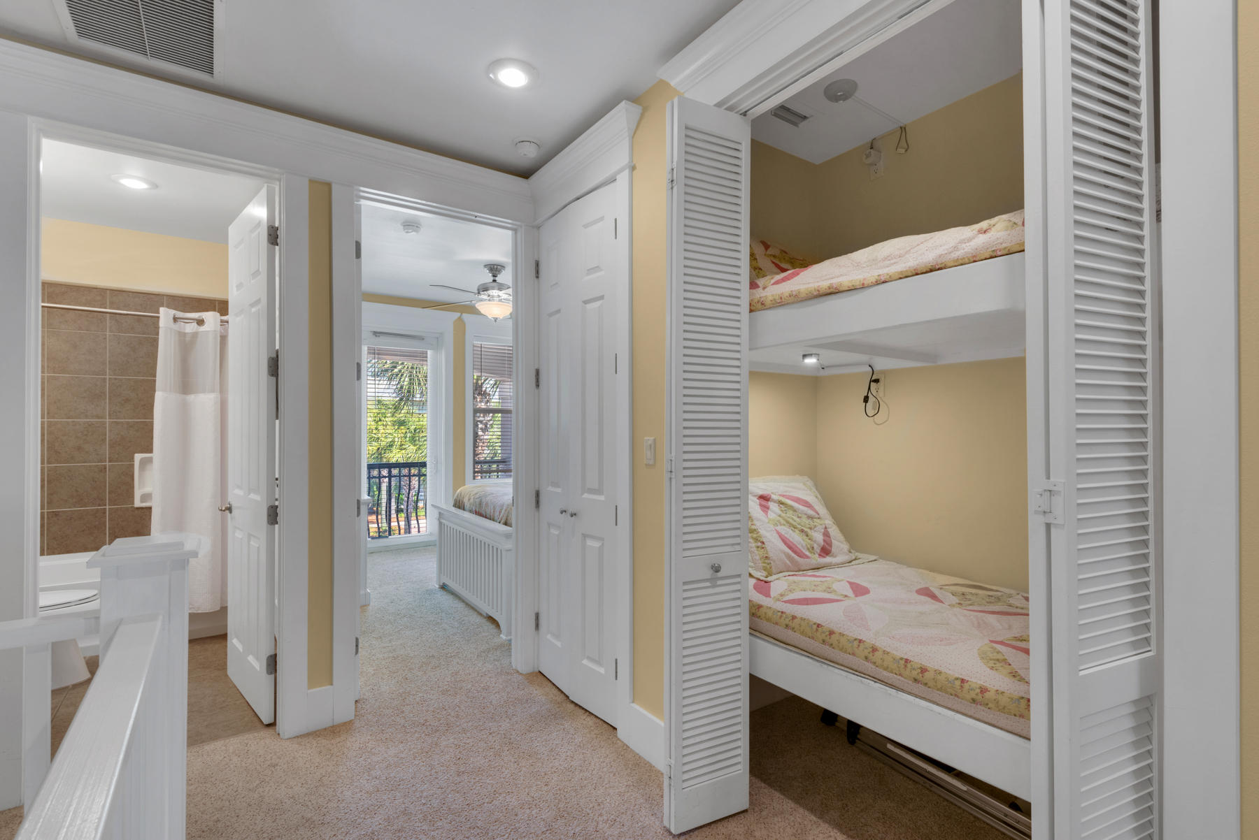 MIRAMAR BEACH VILLAS - Residential