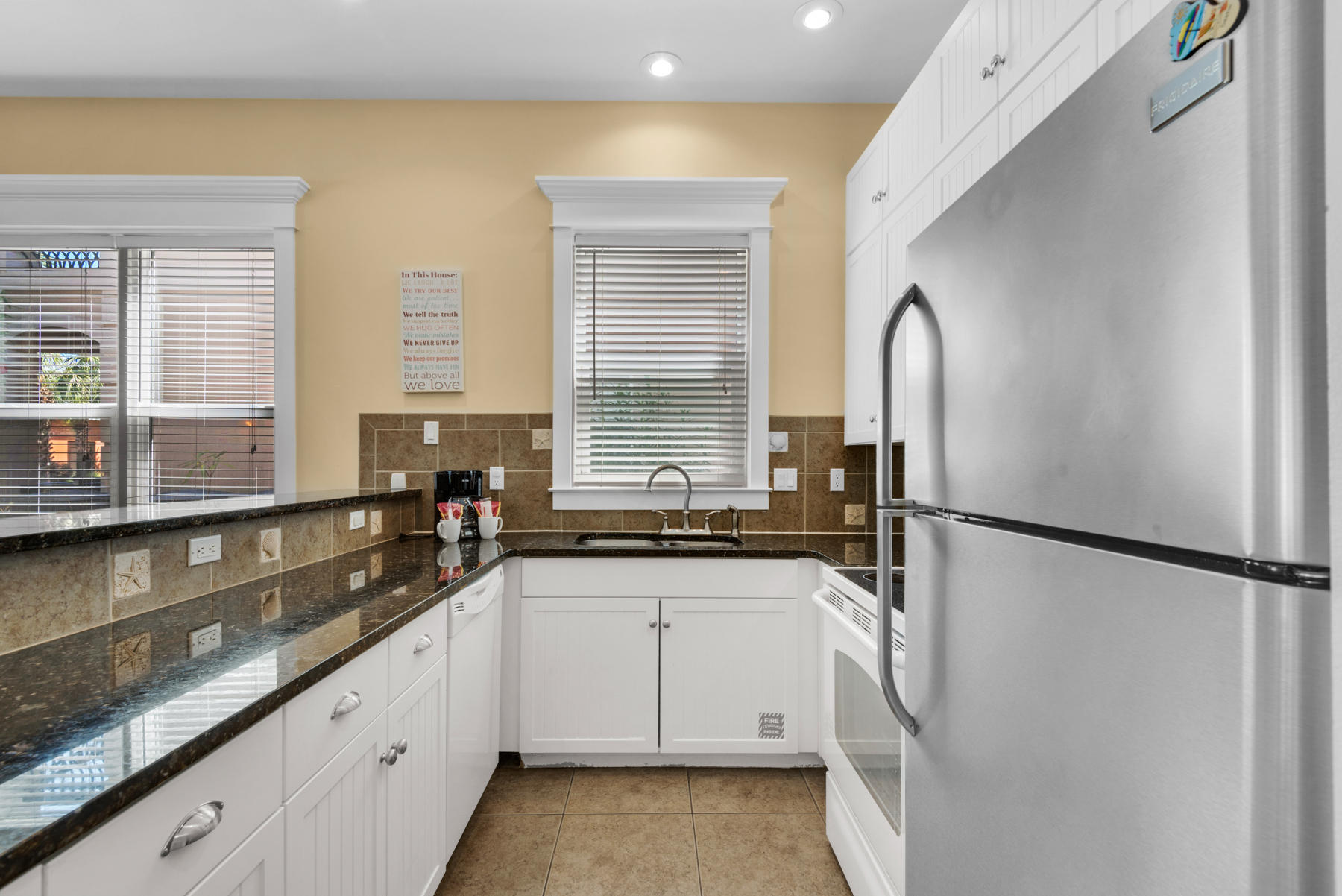 MIRAMAR BEACH VILLAS - Residential