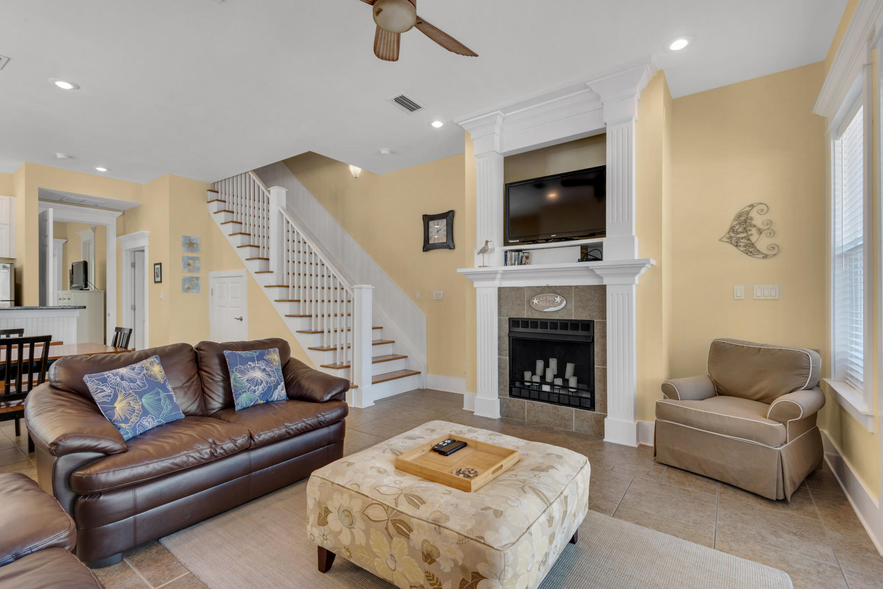 MIRAMAR BEACH VILLAS - Residential