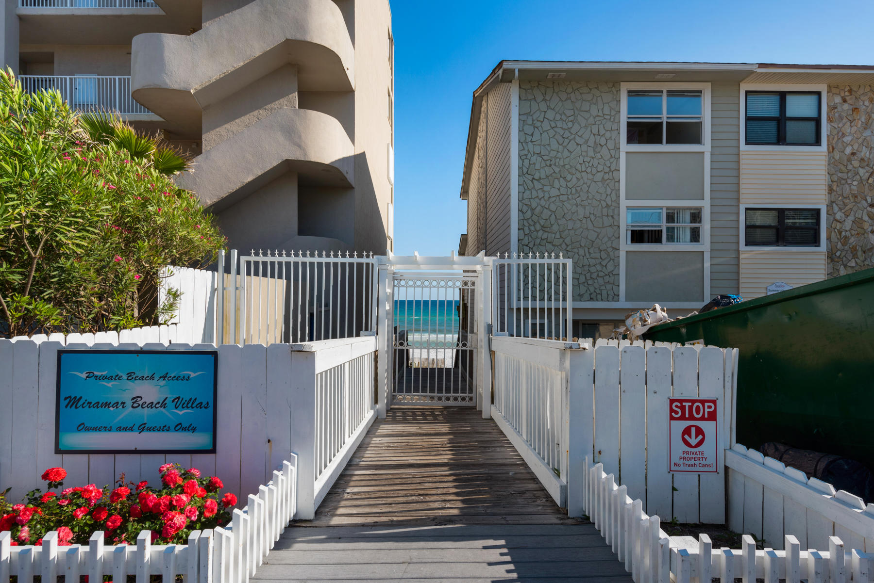 MIRAMAR BEACH VILLAS - Residential