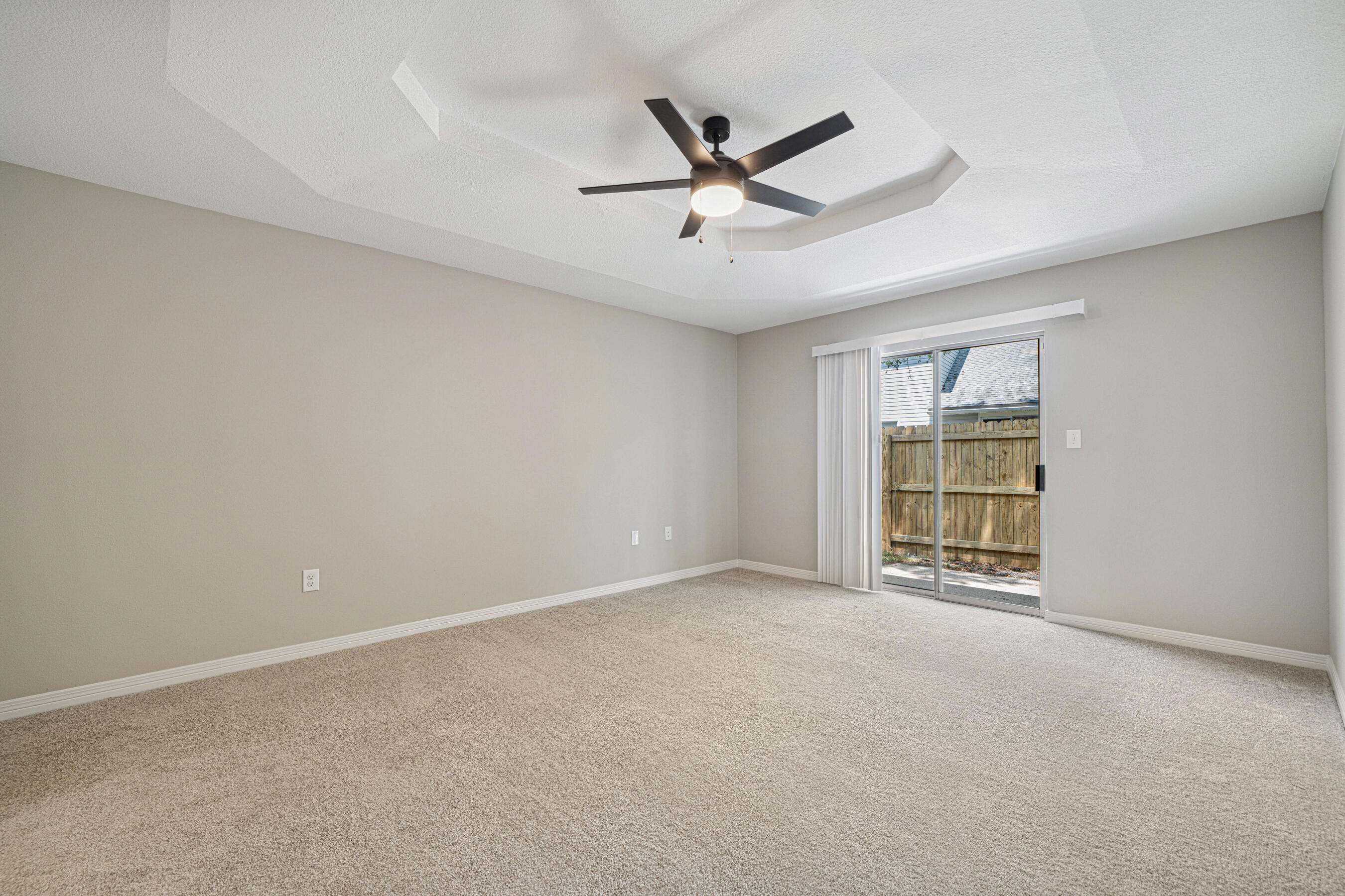Ashland Manor - Residential