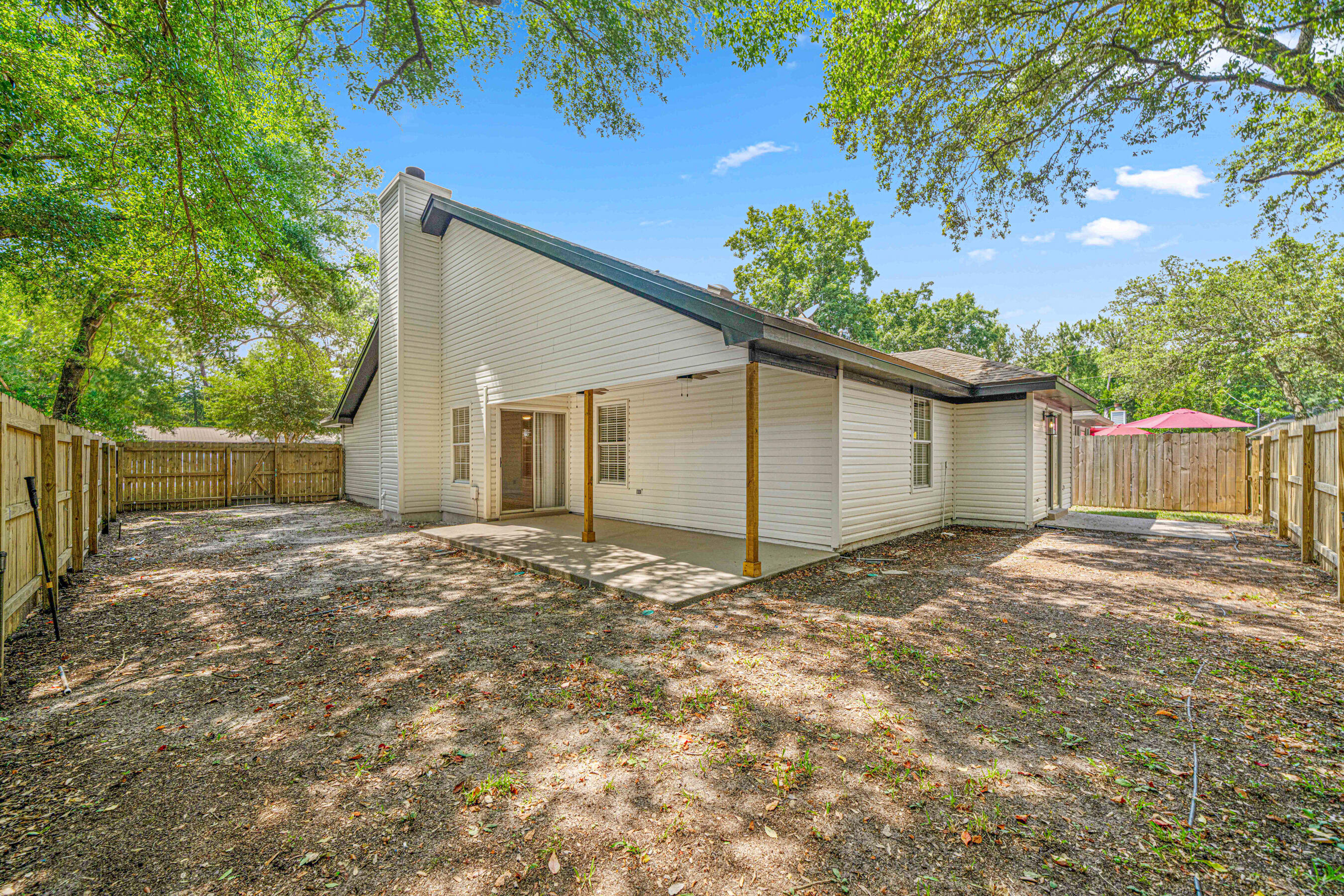 Ashland Manor - Residential