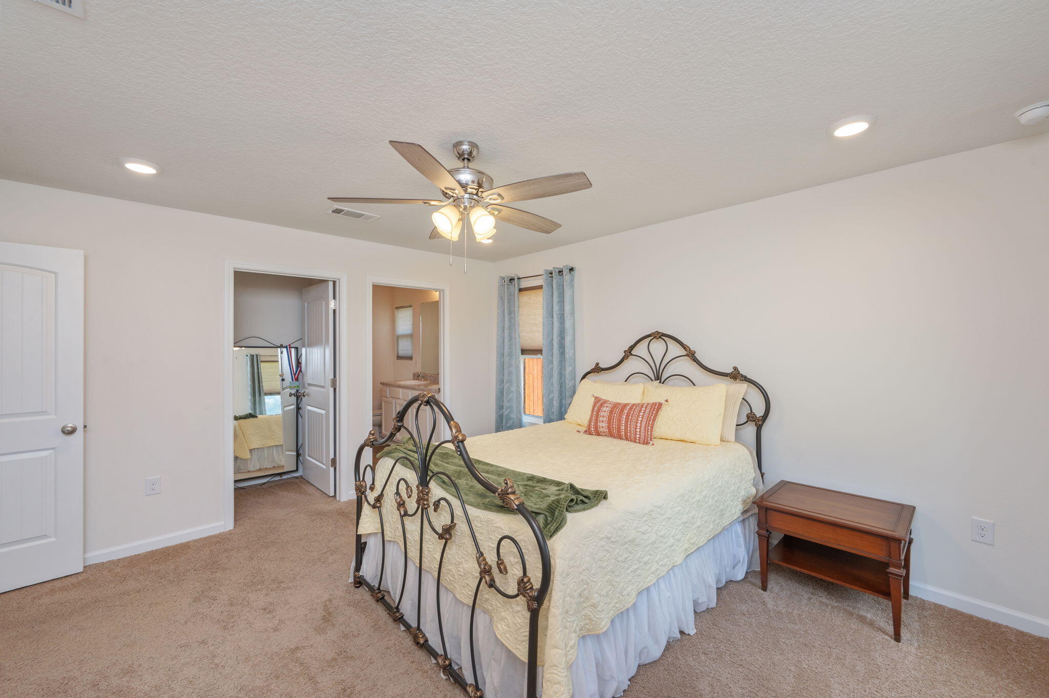 Redstone Commons - Residential