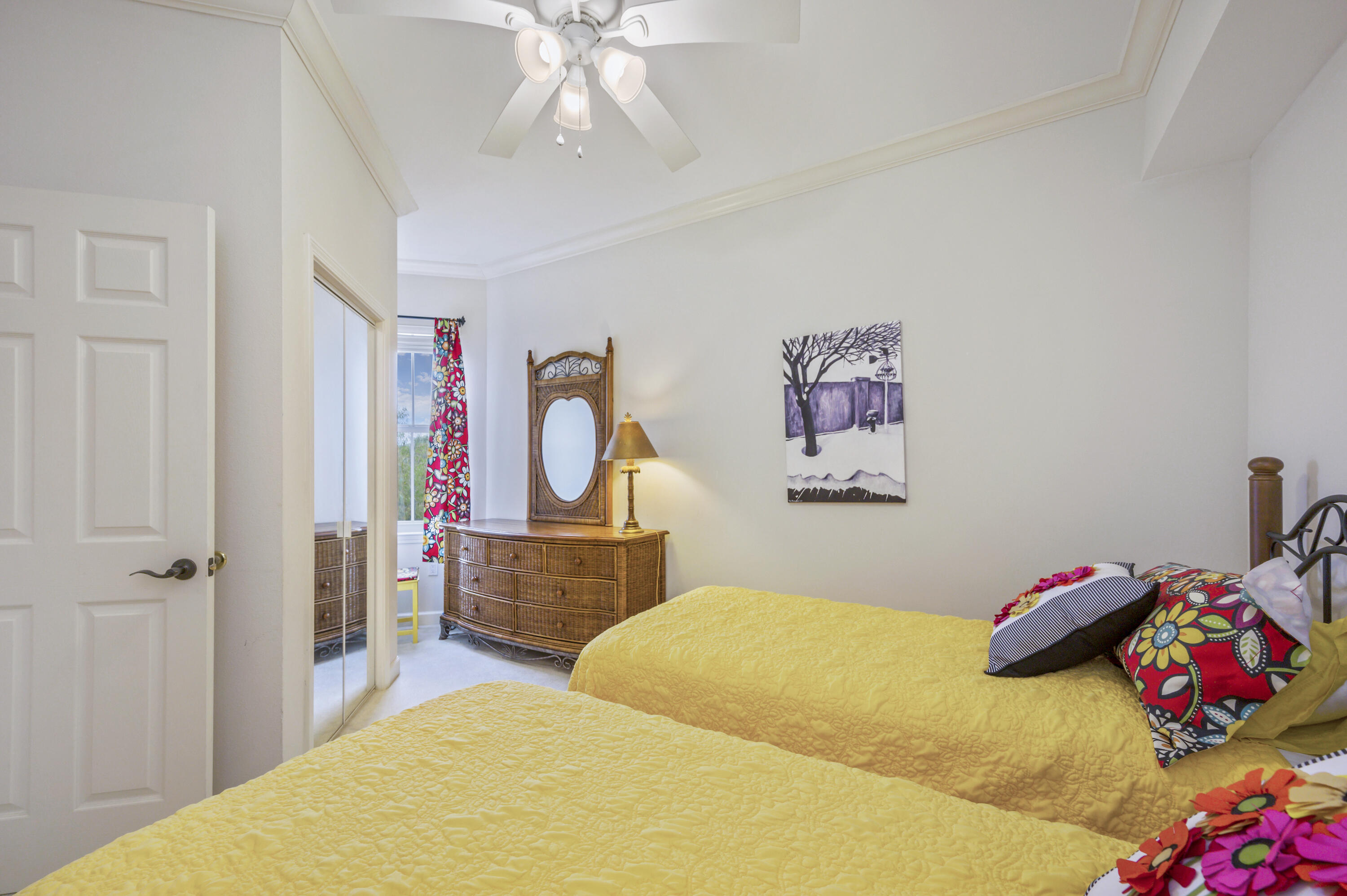 INN AT BLUE MOUNTAIN BEACH - Residential