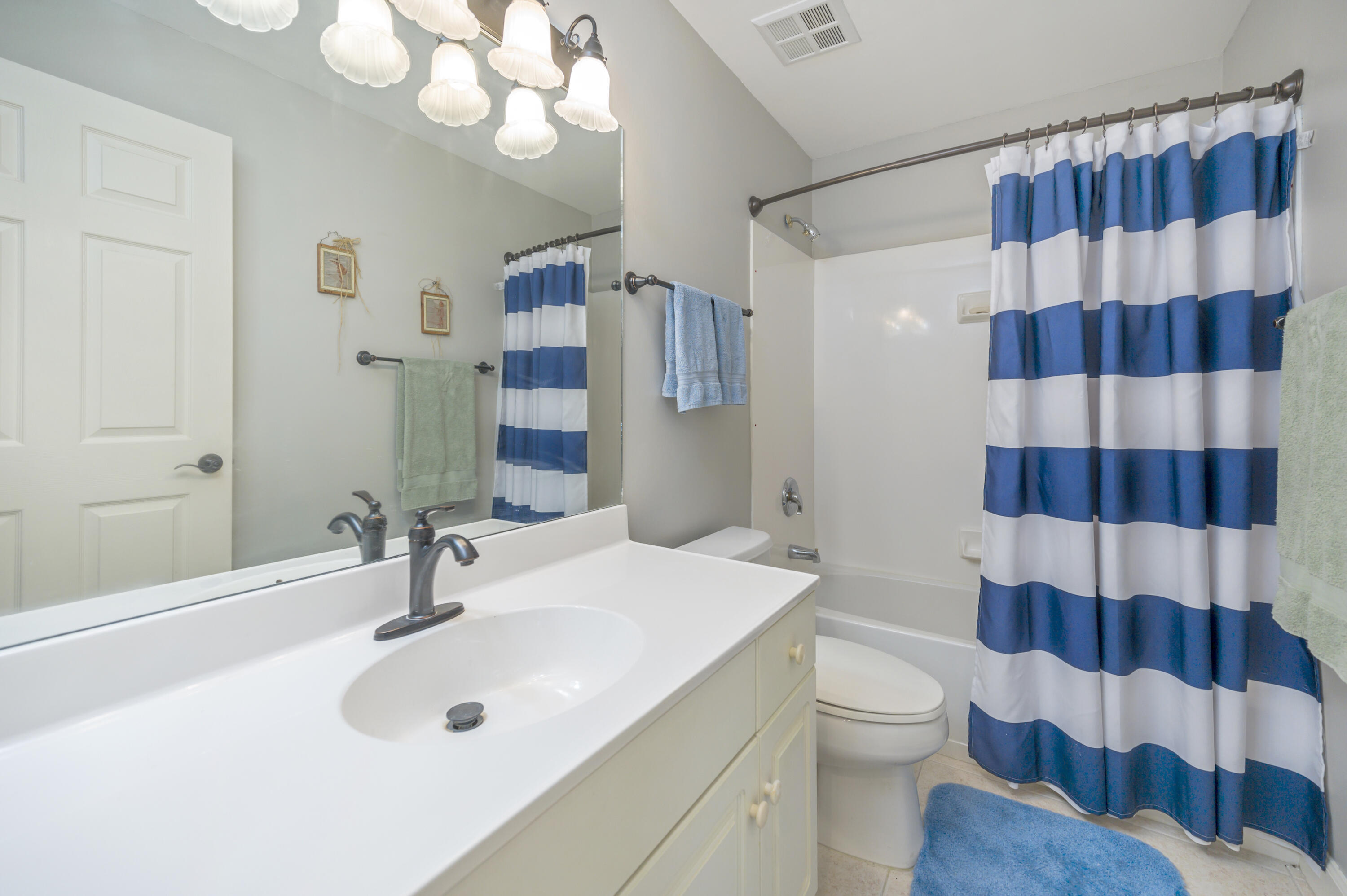 INN AT BLUE MOUNTAIN BEACH - Residential