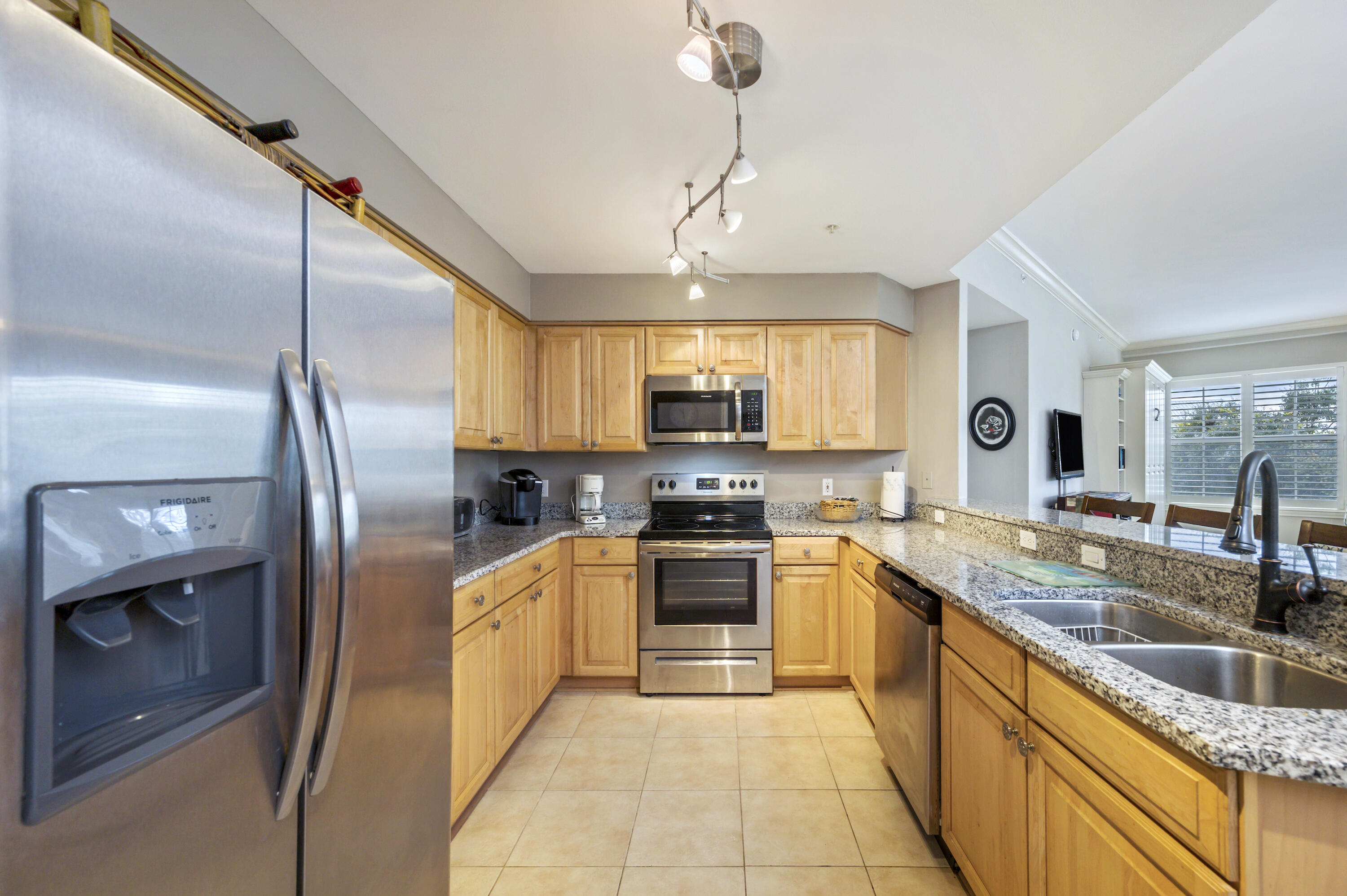 INN AT BLUE MOUNTAIN BEACH - Residential