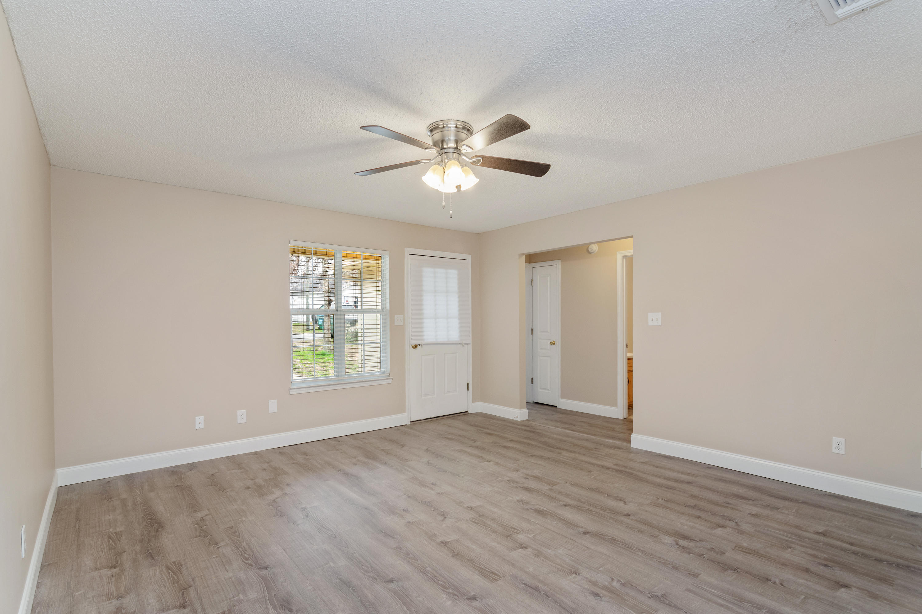 SOUTHWAY ESTATES 1ST ADDN - Residential