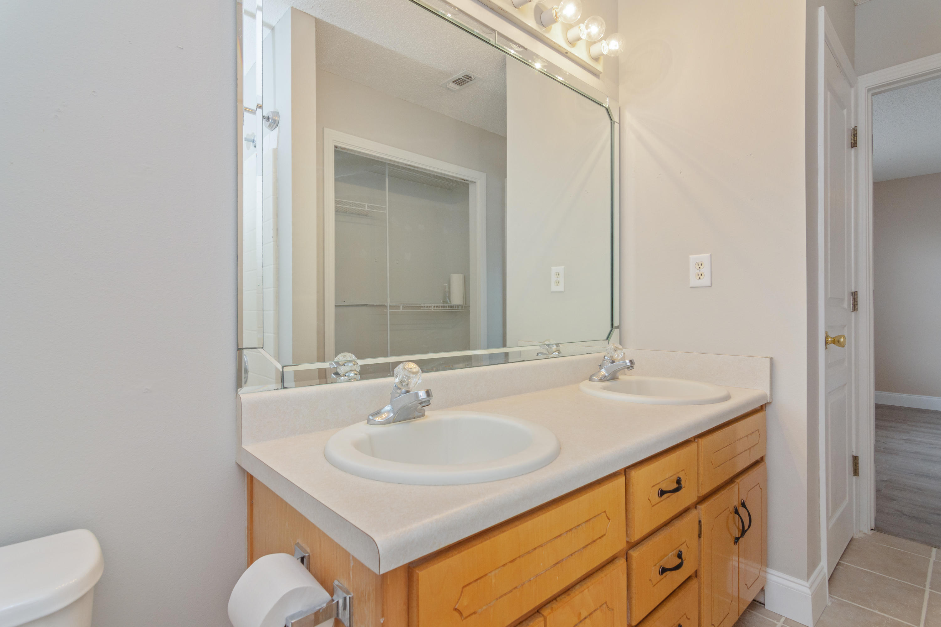 SOUTHWAY ESTATES 1ST ADDN - Residential