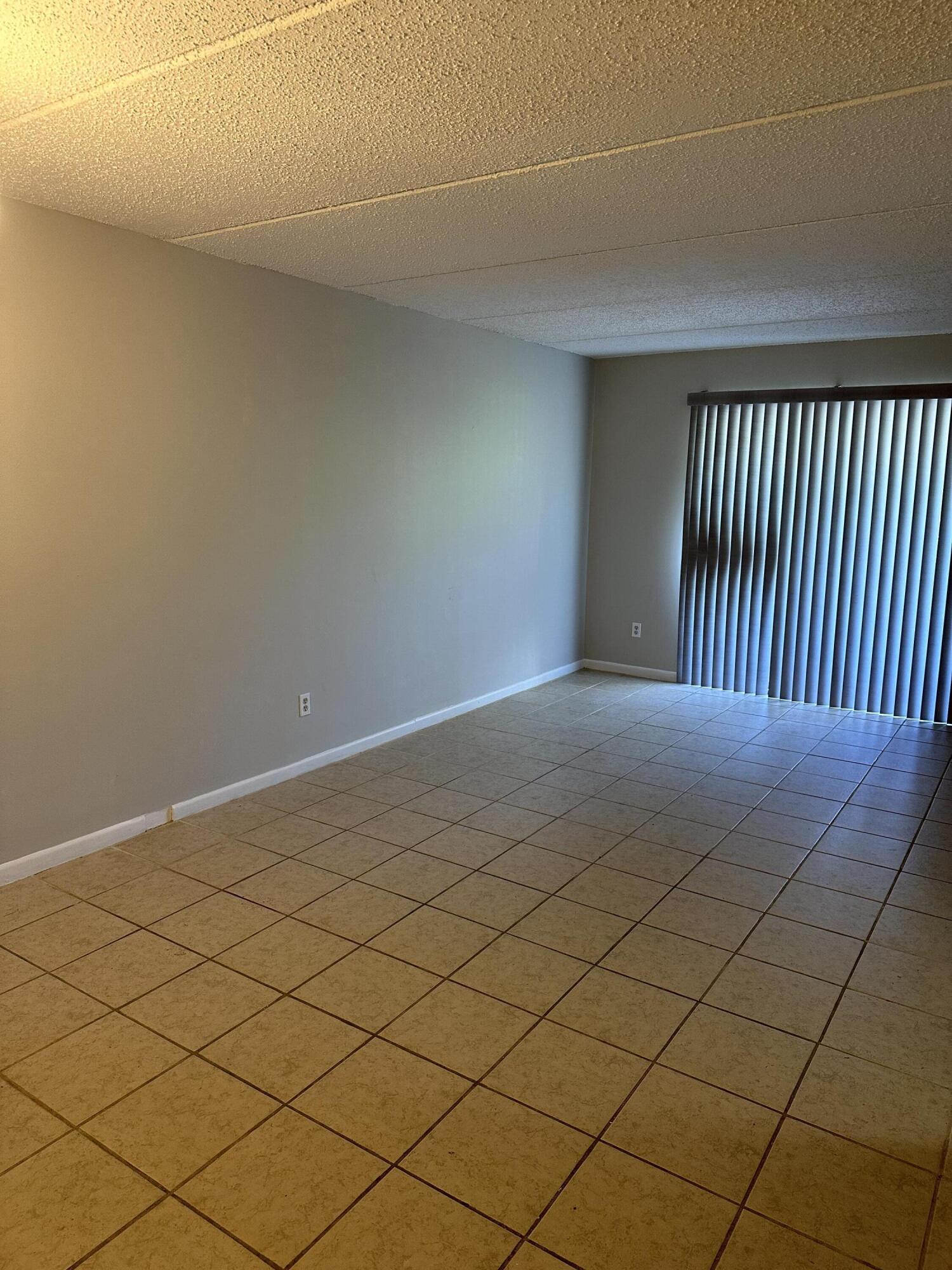 CEDARS CONDO - Residential