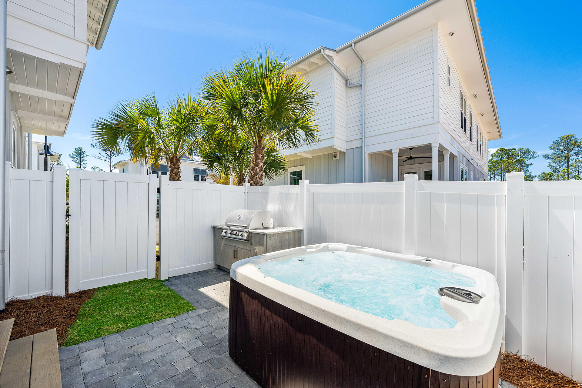 Century 393 - Residential