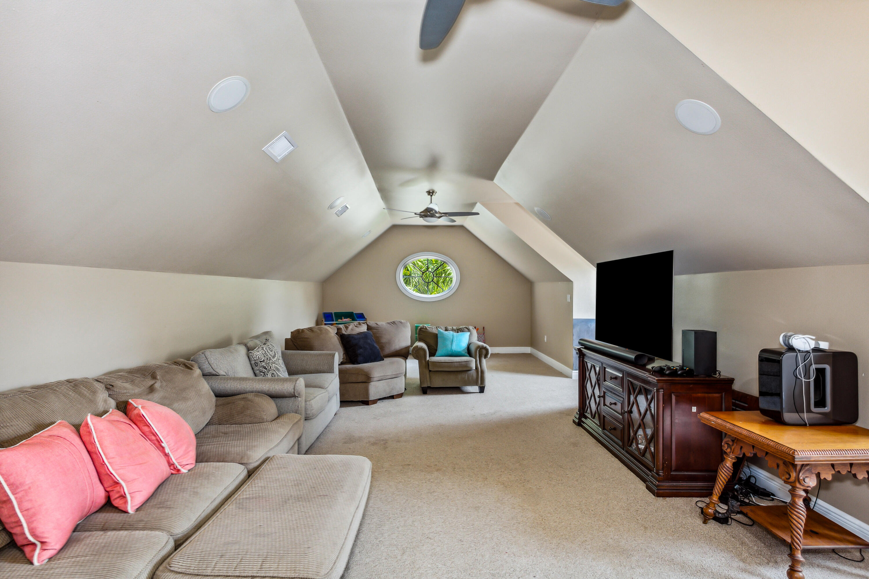 RAINTREE ESTATES - Residential