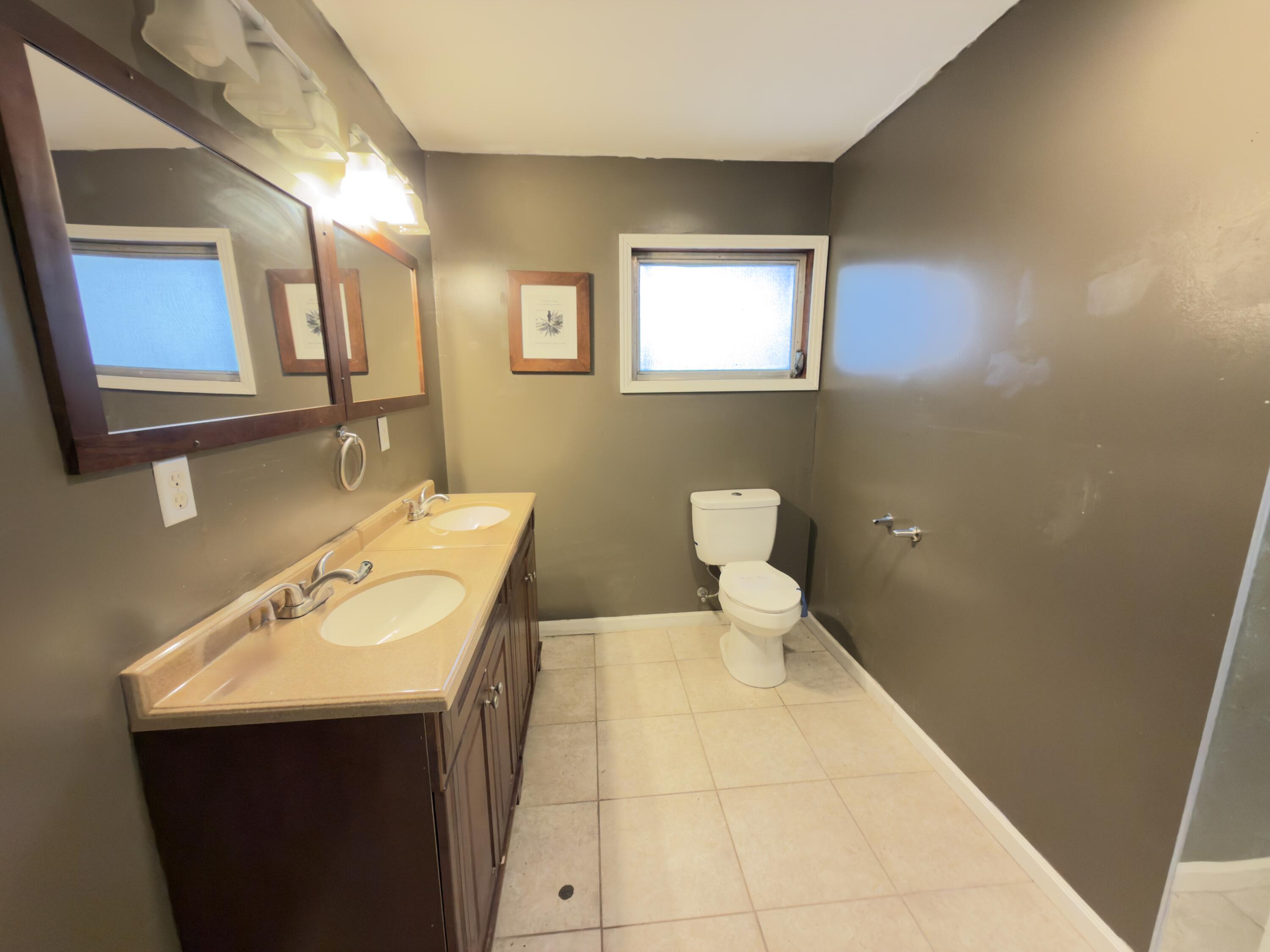 CRESTVIEW - Residential