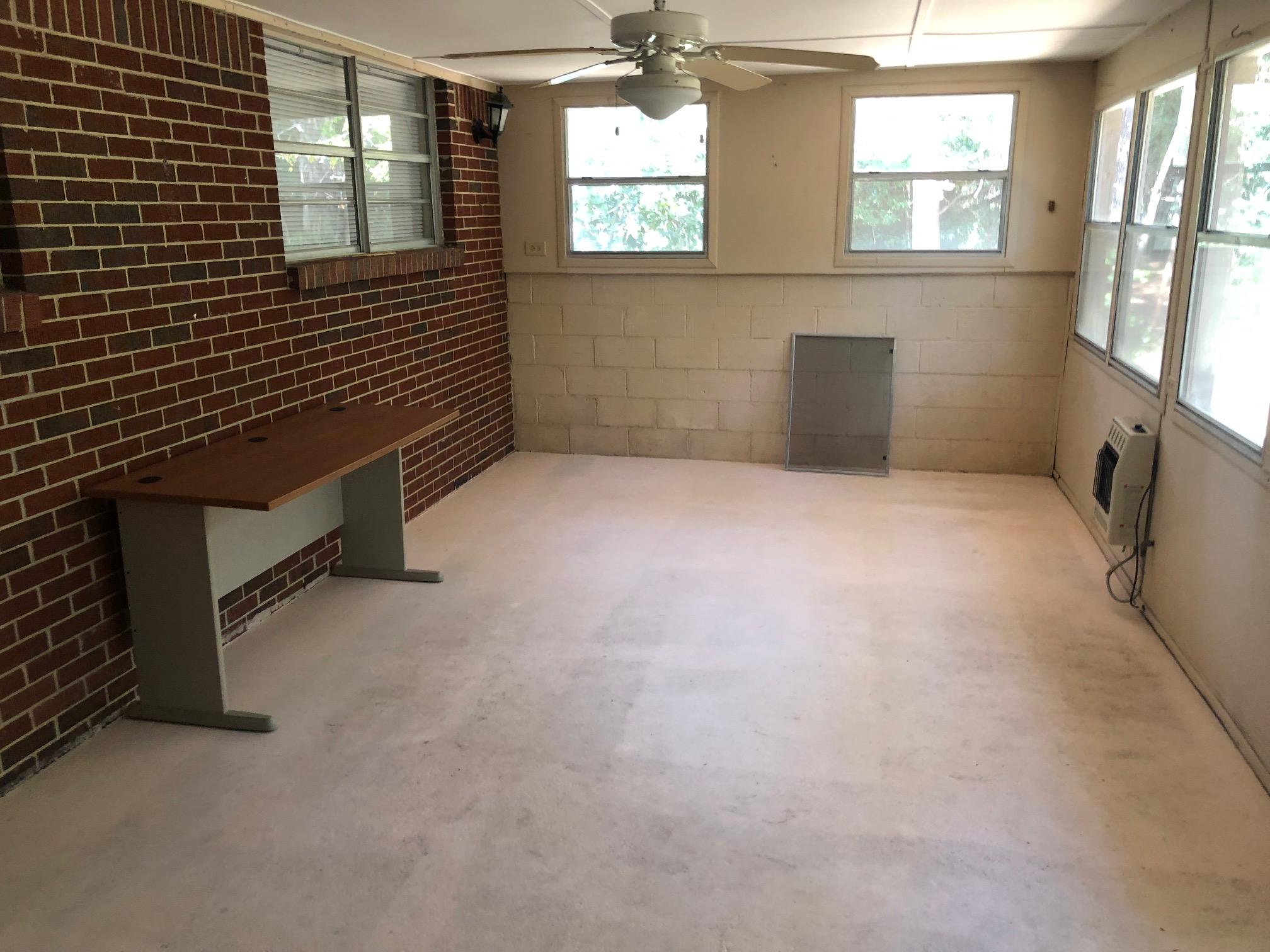 BELLA VISTA HEIGHTS - Residential Lease