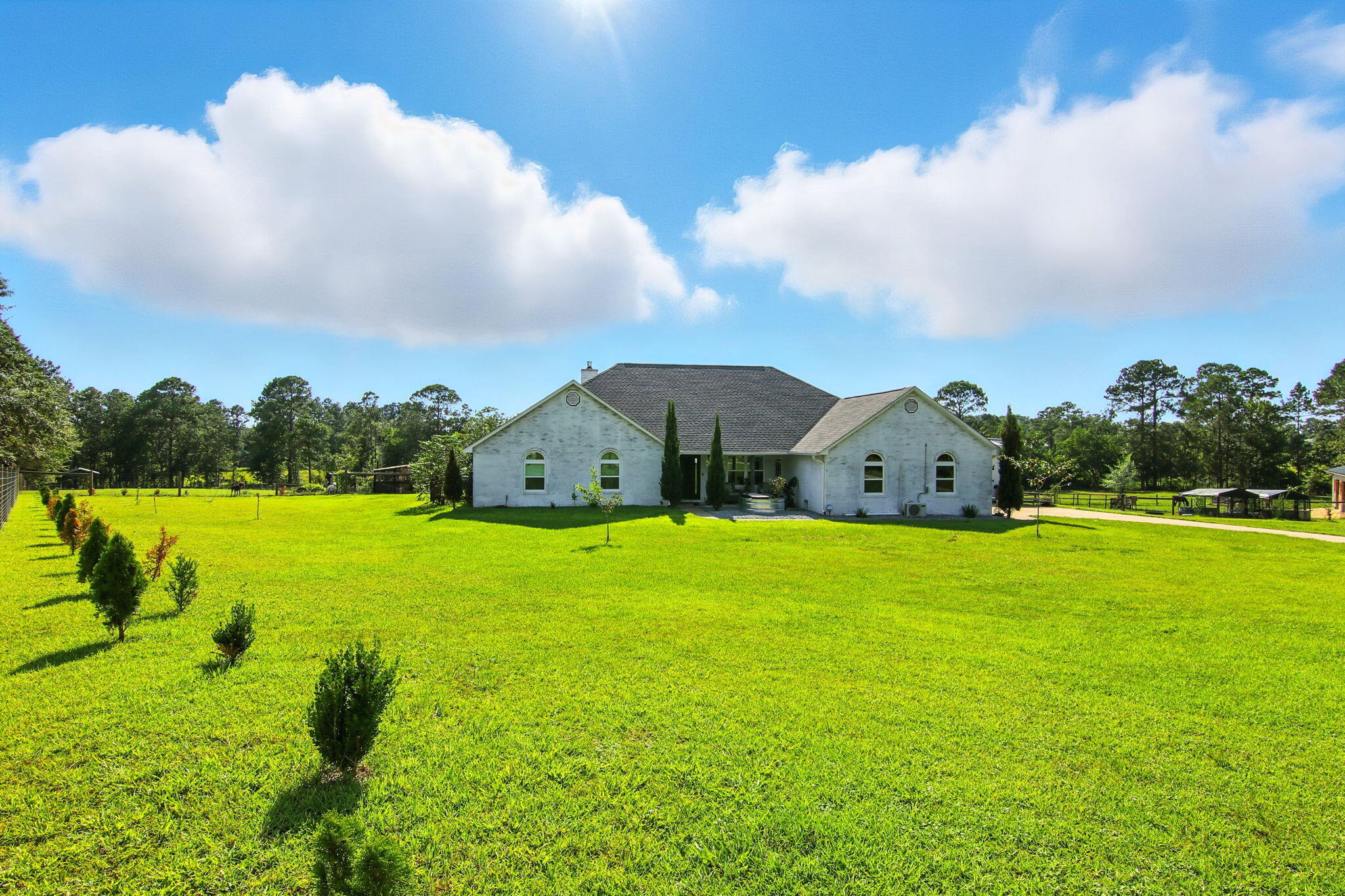 NO RECORDED SUBDIVISION - Residential