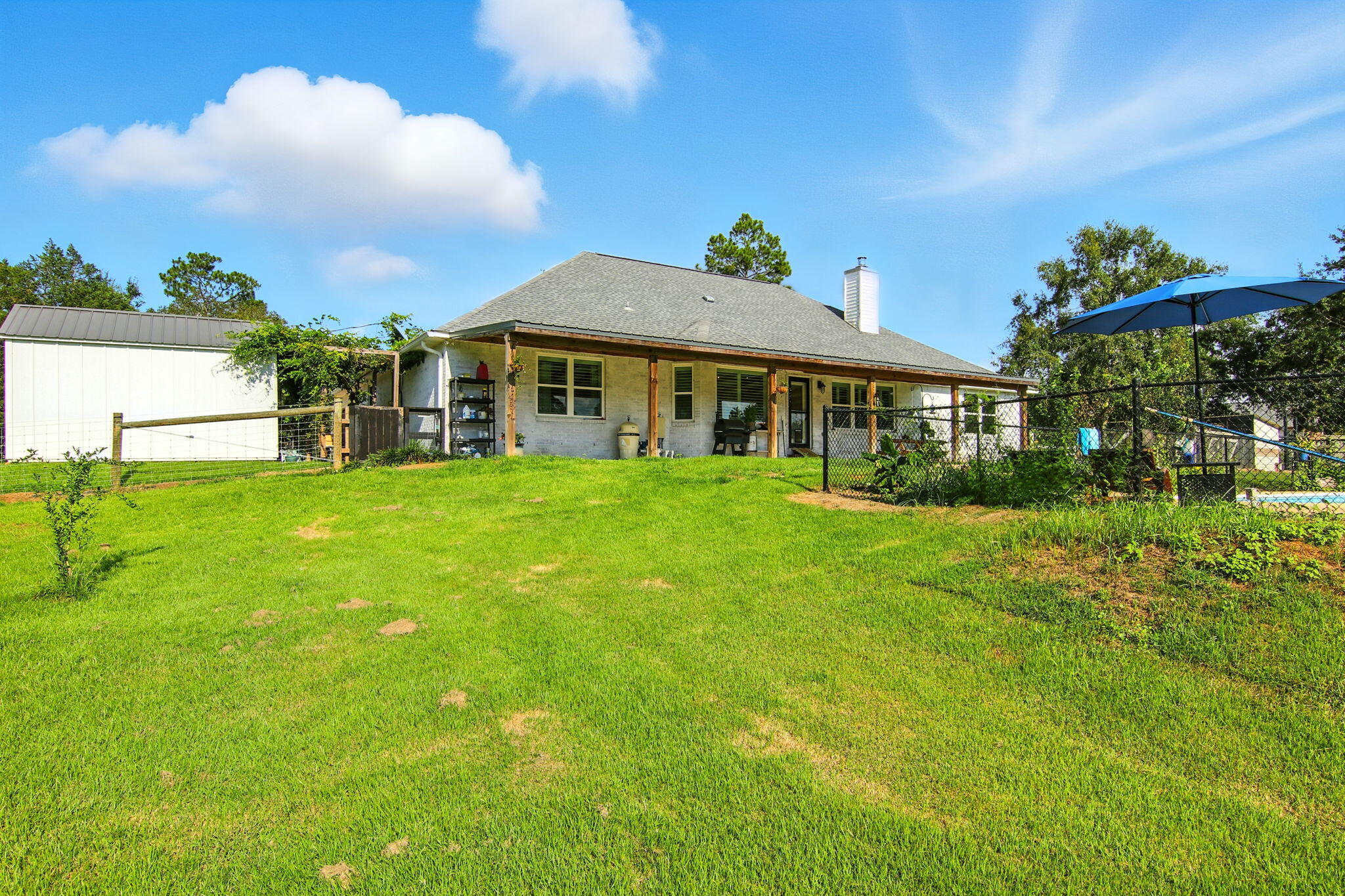 NO RECORDED SUBDIVISION - Residential