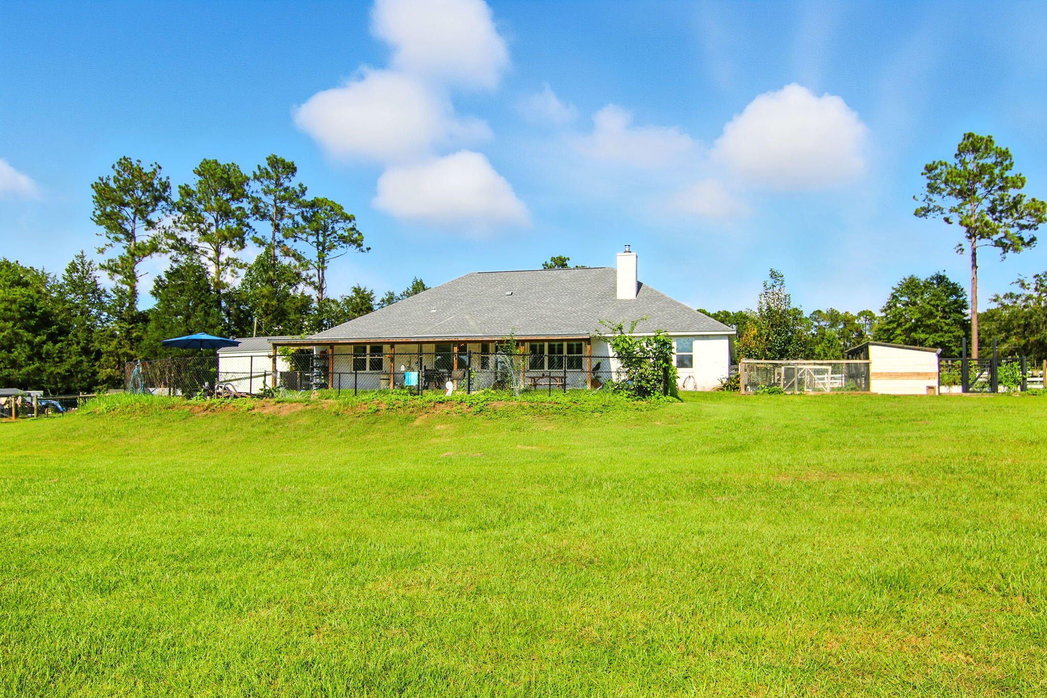 NO RECORDED SUBDIVISION - Residential