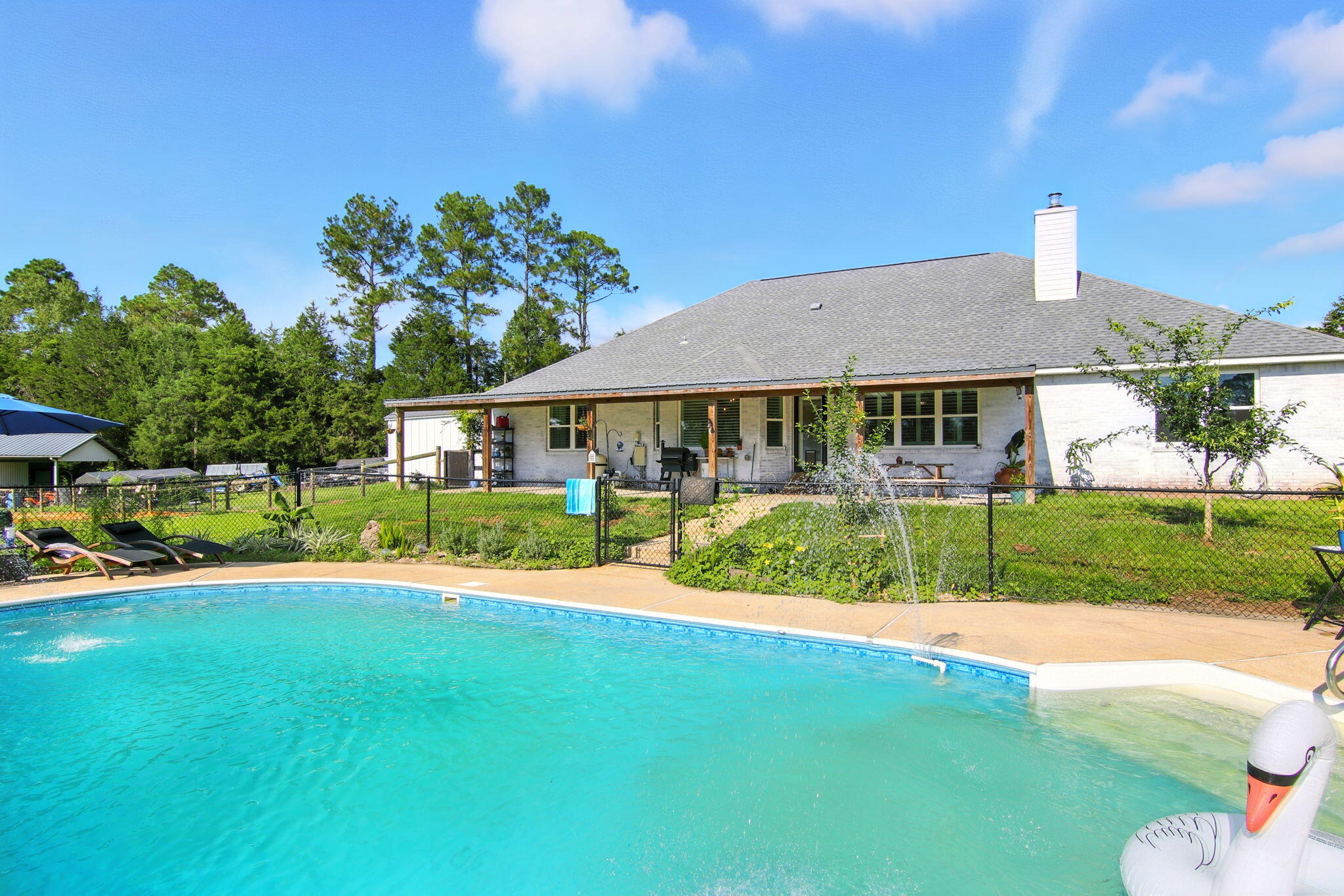 NO RECORDED SUBDIVISION - Residential