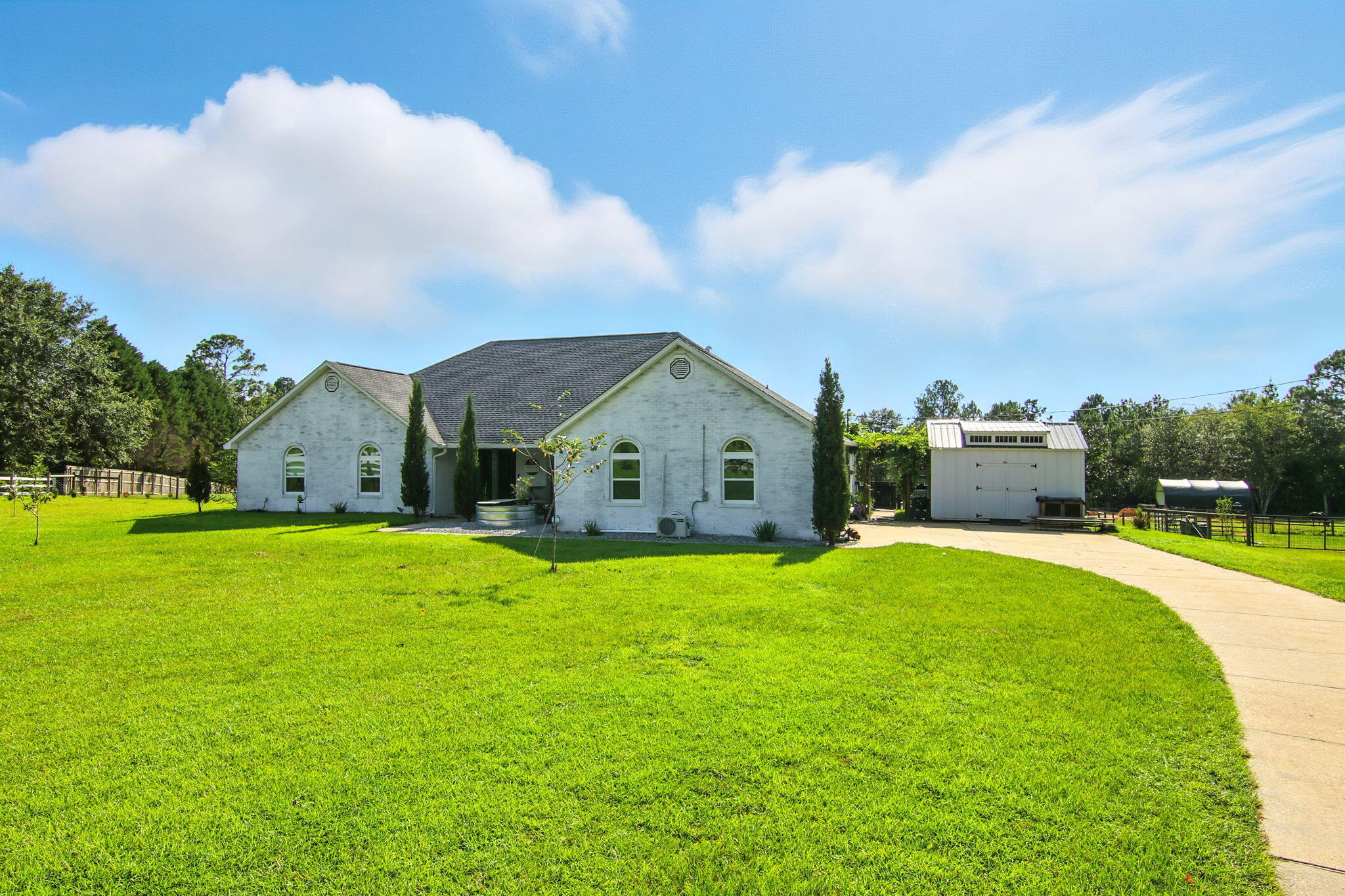 NO RECORDED SUBDIVISION - Residential